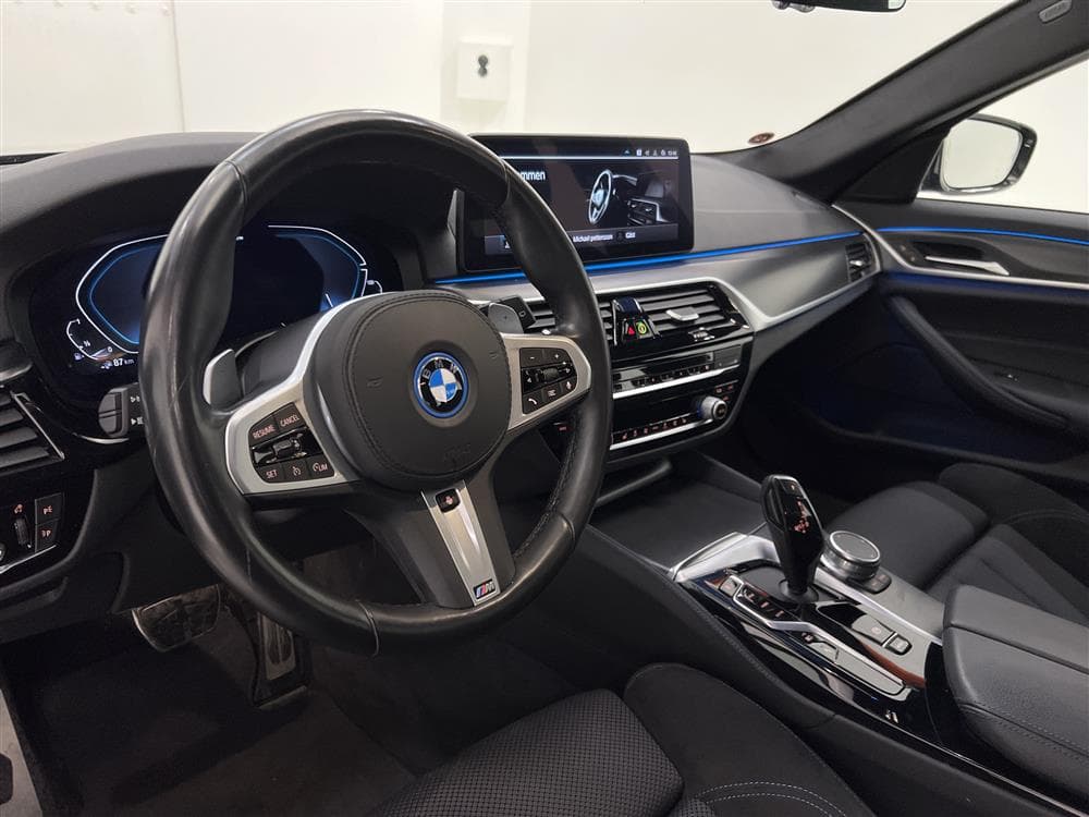 BMW 530e xDrive Touring 292hk M Sport Backkamera Drag Hifi