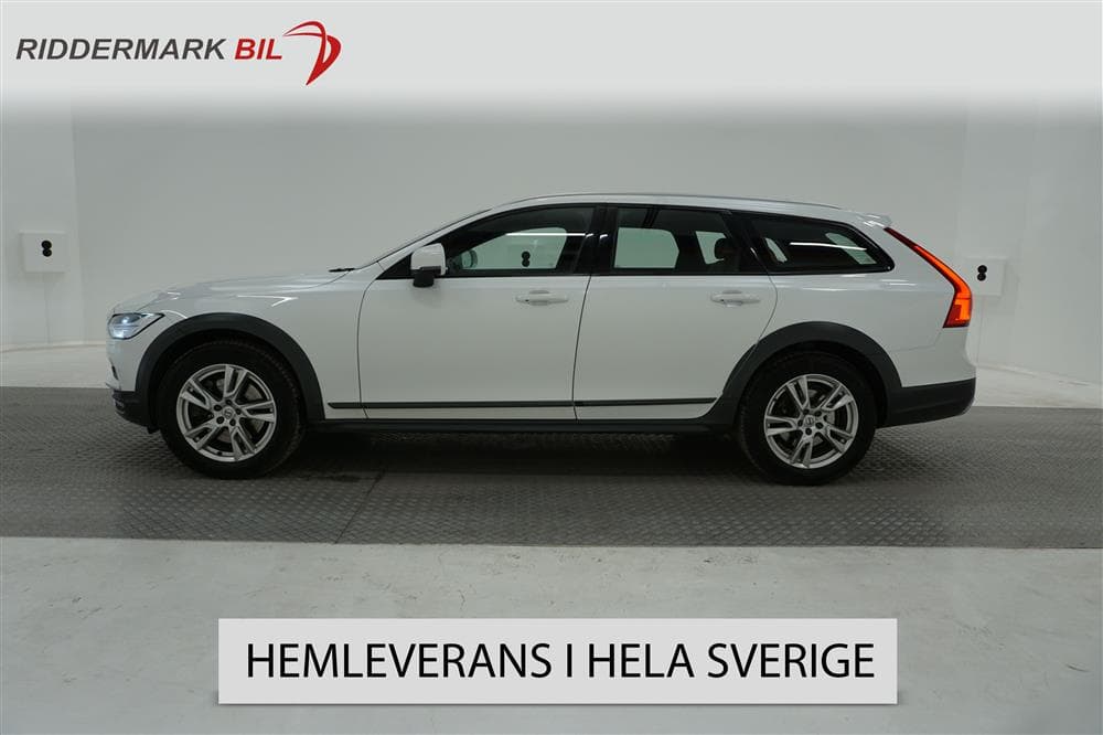Volvo V90 D4 Cross Country 