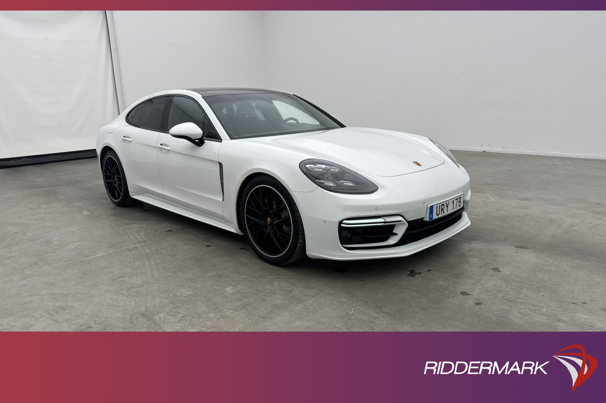Porsche Panamera 4 E-Hybrid 462hk
