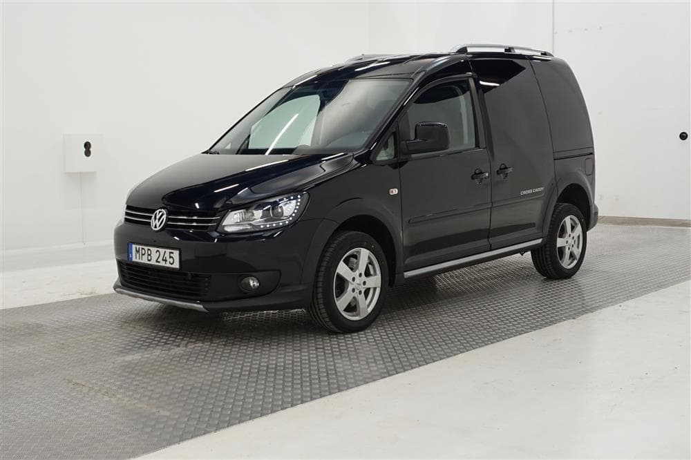 Volkswagen Caddy 2.0 TDI Aut Cross 4M 140hk Värmare Moms 