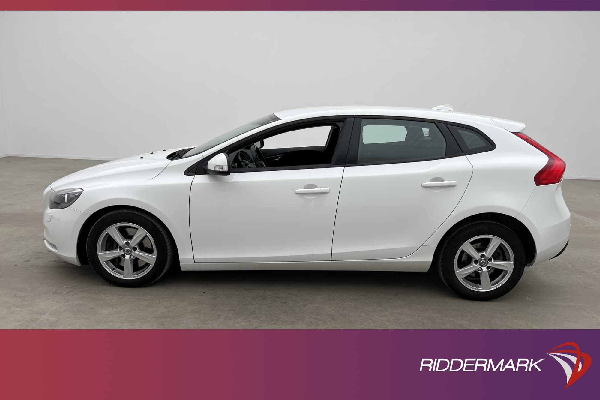 Volvo V40 D2 120hk Värmare Låg Årsskatt 0,38L/mil