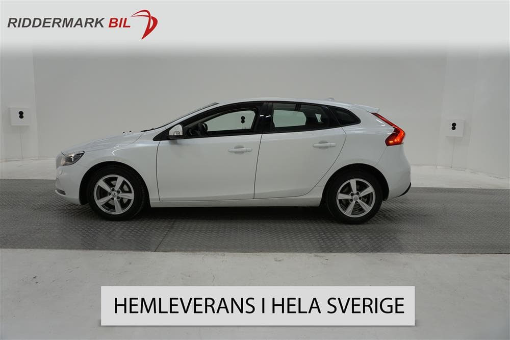 Volvo V40 T2 122hk