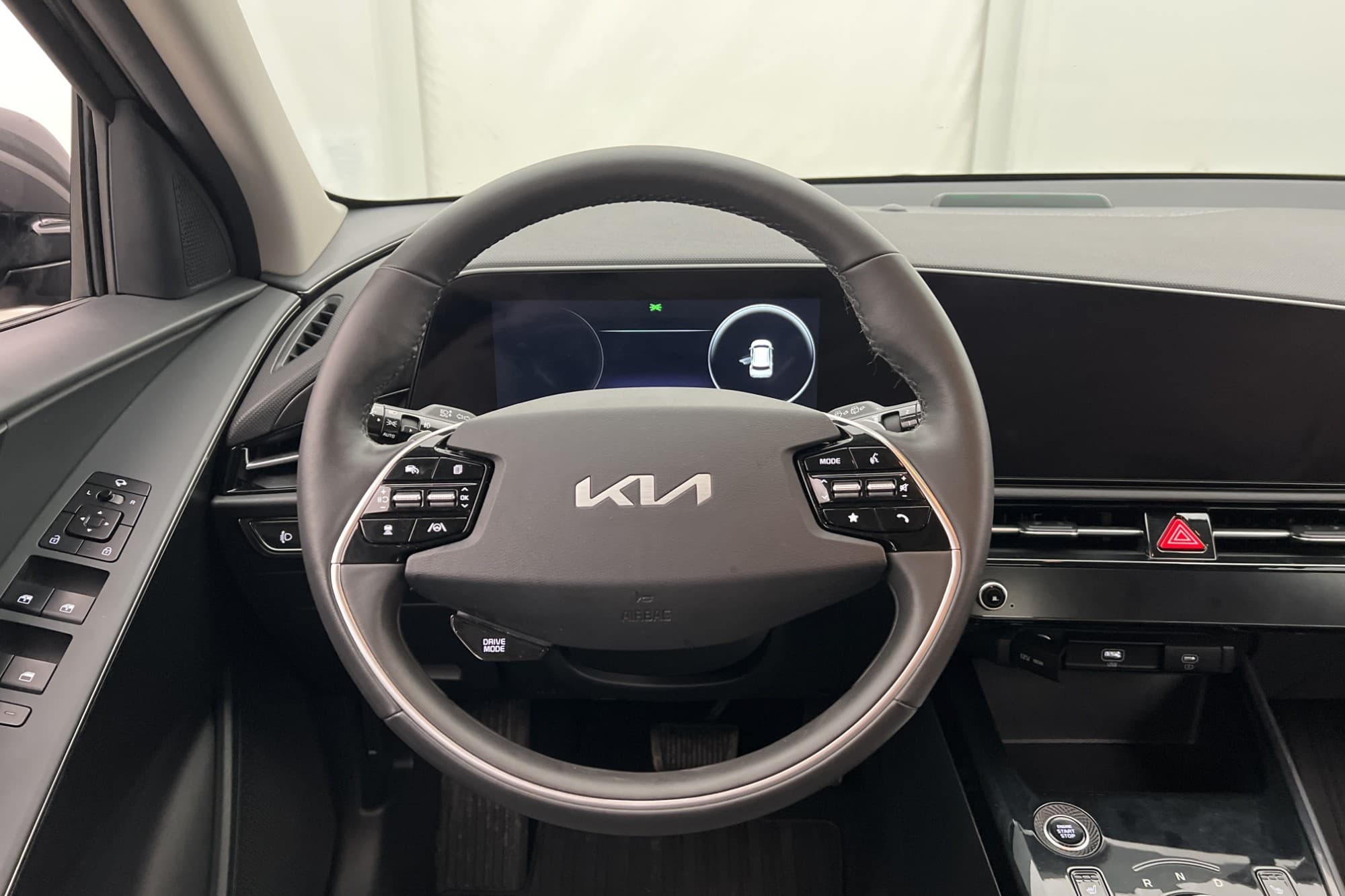 Kia Niro Plug-In-Hybrid Action Kamera CarPlay Rattvärme MOMS
