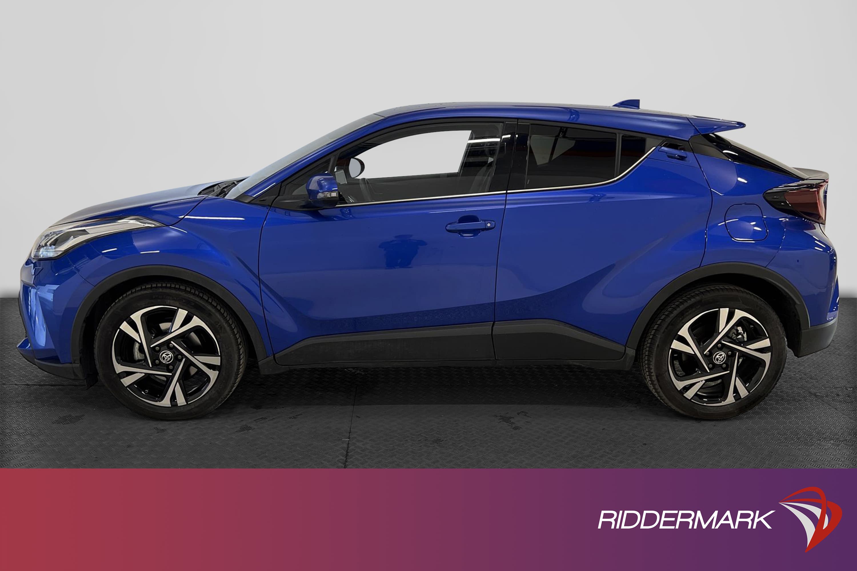 Toyota C-HR Hybrid 122hk Navigator B-Kamera Keyless PDC