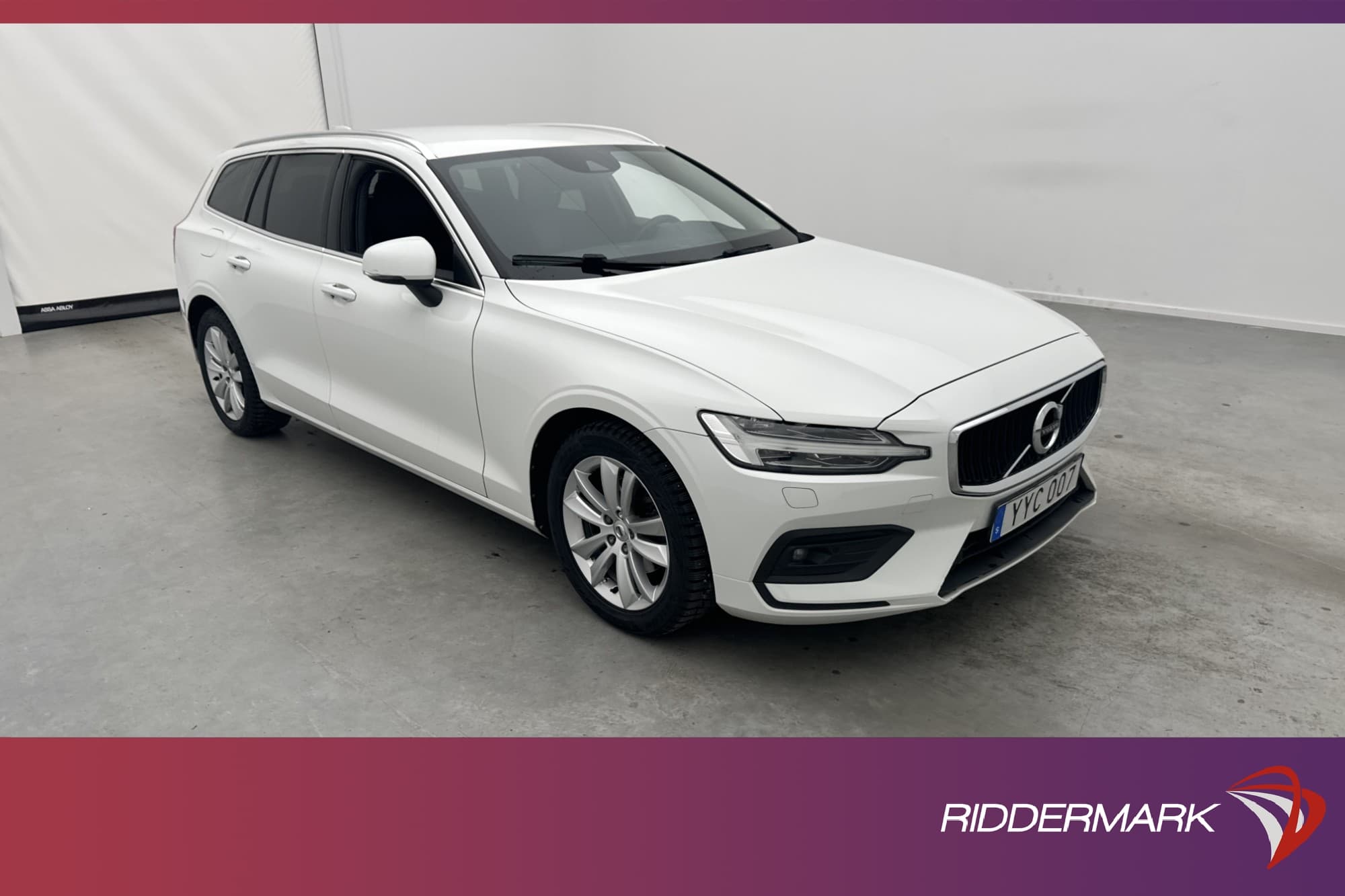 Volvo V60 D4 190hk Momentum Advanced VOC D-Värmare 0.45l/mil