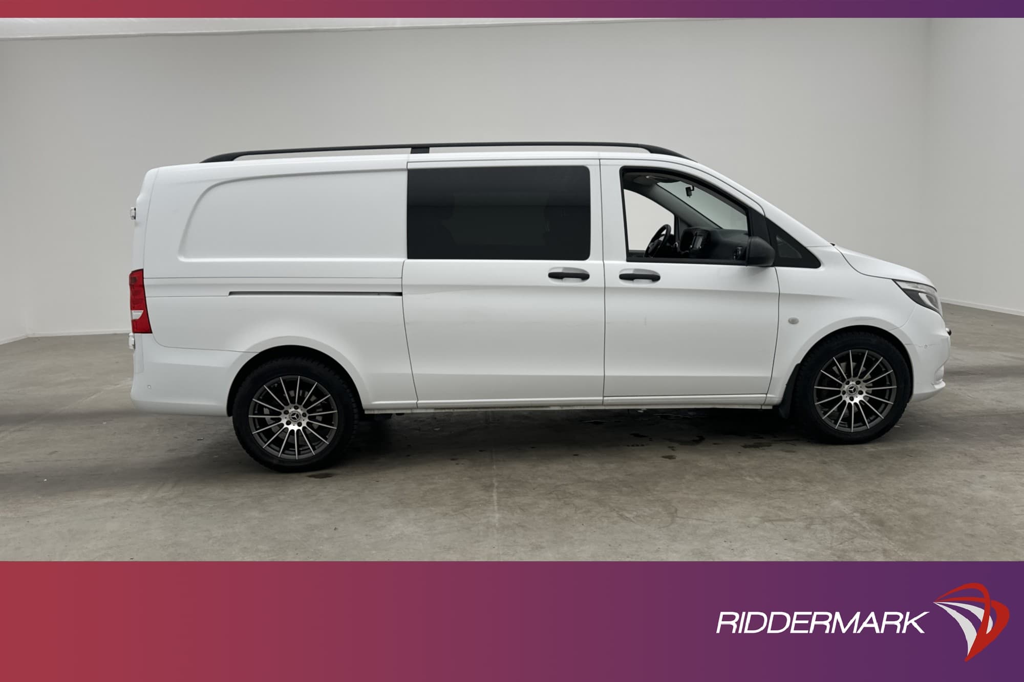 Mercedes-Benz Vito Mixto