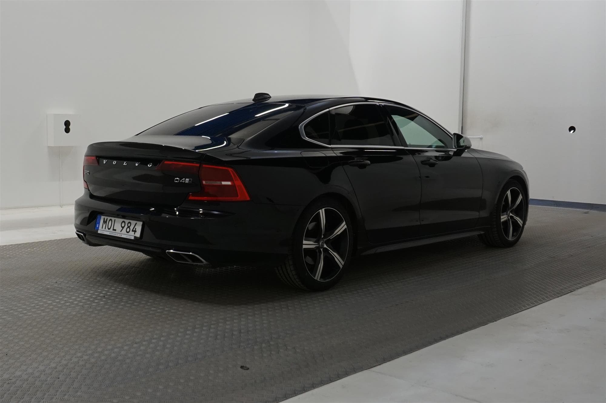Volvo S90 D4 190hk AWD R-Design D-värm Taklucka Navi B-kam 