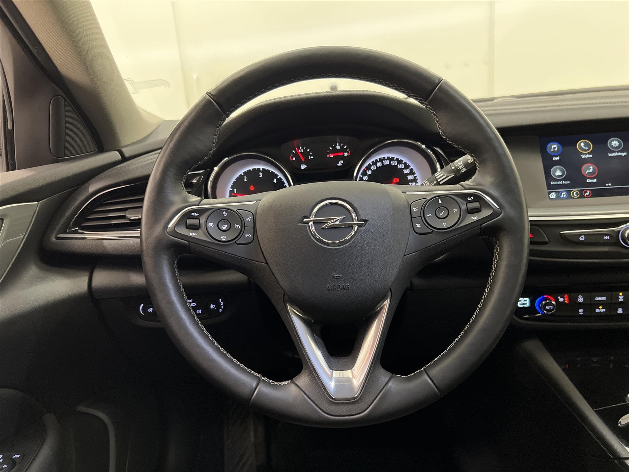 Opel Insignia Sports Tourer 1.6 110hk Carplay P-Sensorer