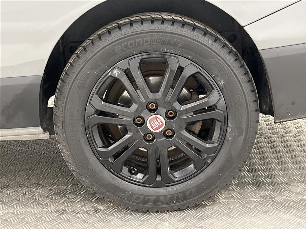 Fiat Talento Combi 1.6 EcoJet 125hk Lång Navi Kamera Drag interiör