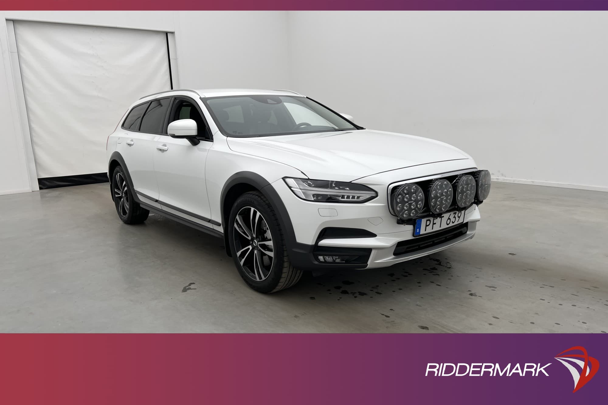 Volvo V90 Cross Country D4 AWD