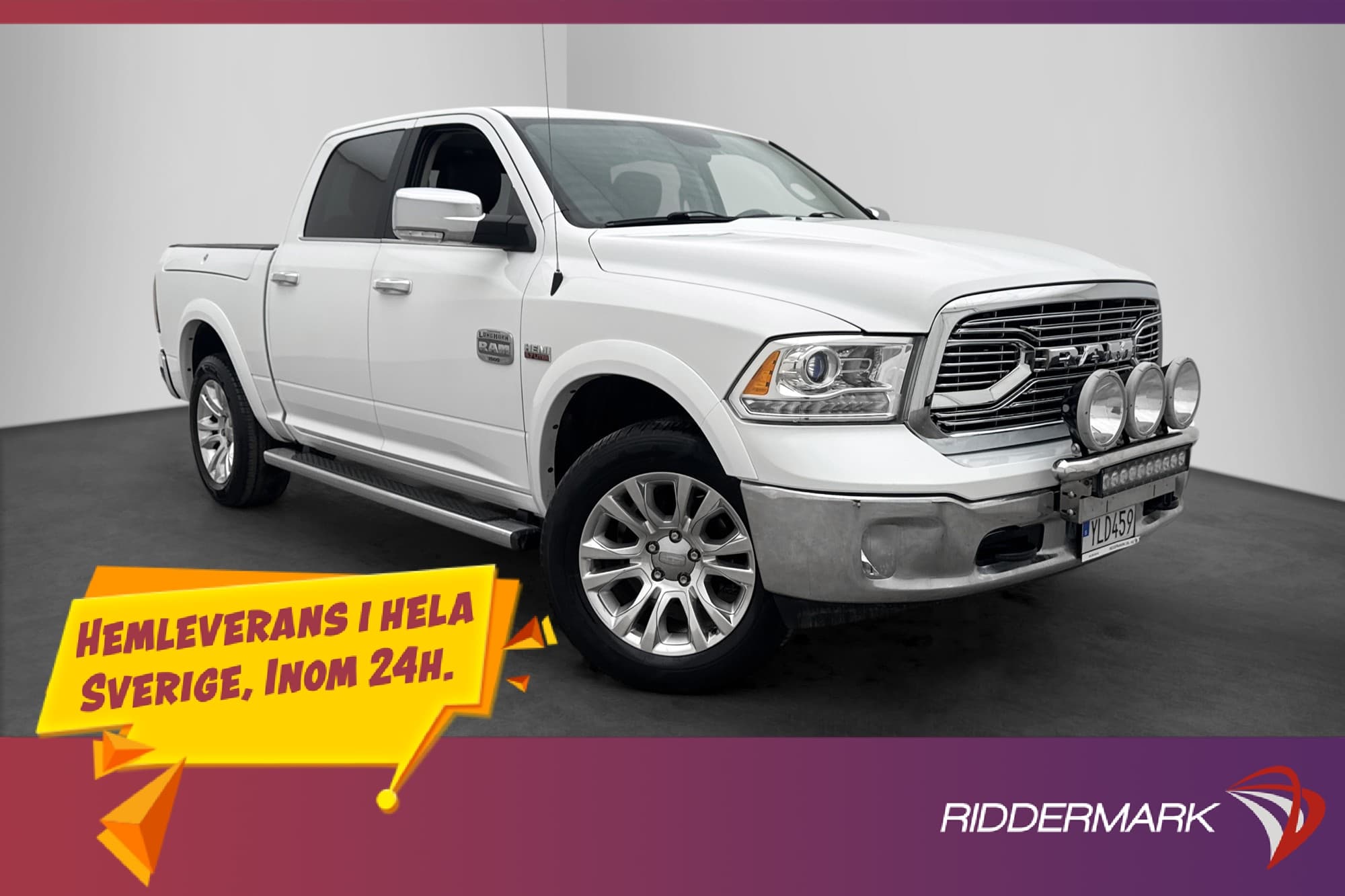 Dodge RAM LongHorn V8 4x4 Drag Luft Skinn Rambox Alpine Moms