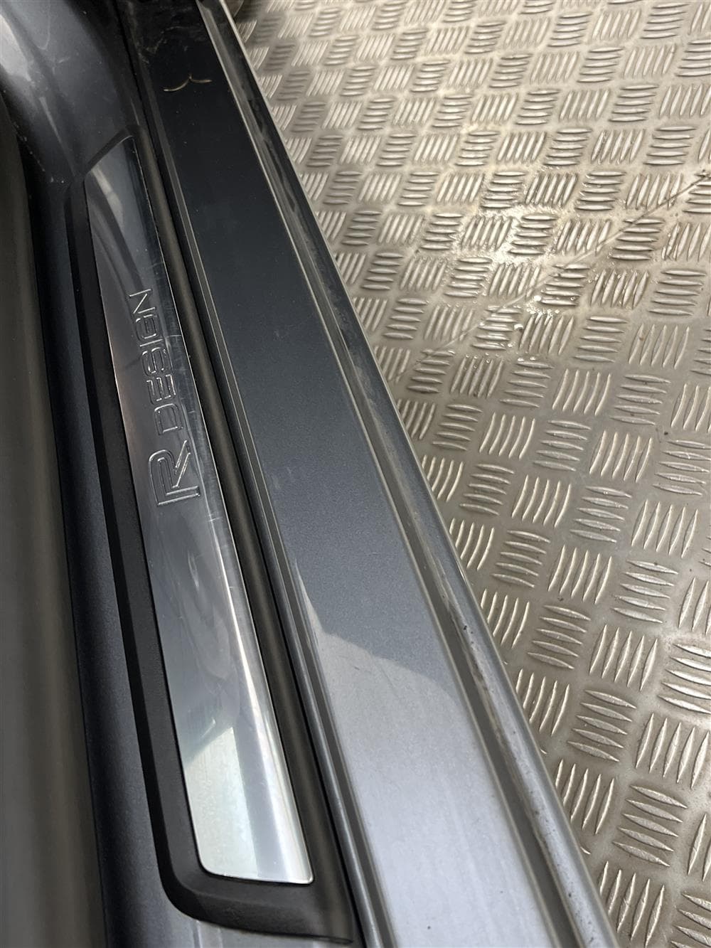 Volvo V40 D2 120hk  R-Design VOC Värmare Välserv 0,38l/milinteriör