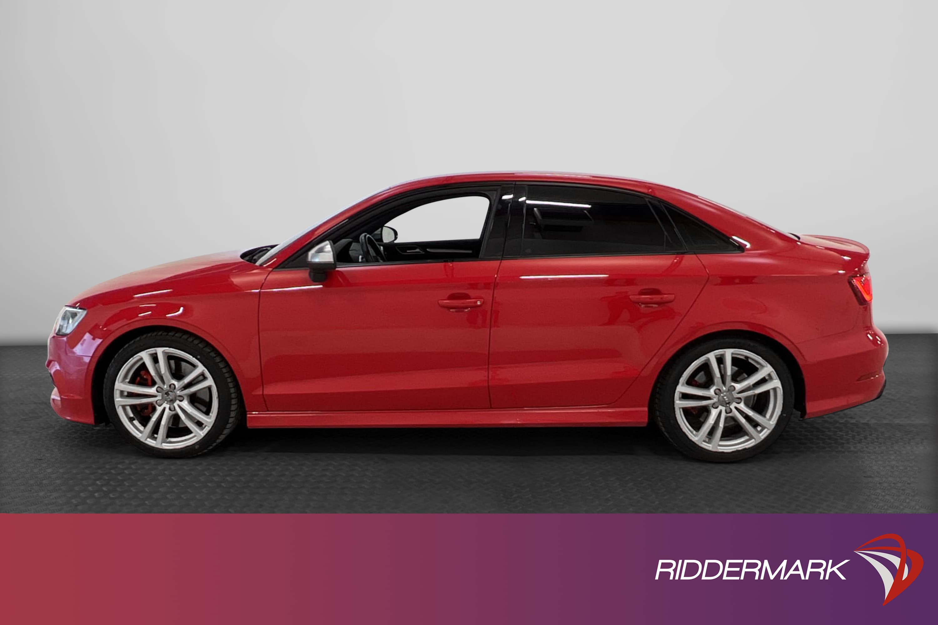 Audi S3 Sedan 2.0 TFSI Quattro 300hk B&O Sv-Såld Låg Skatt