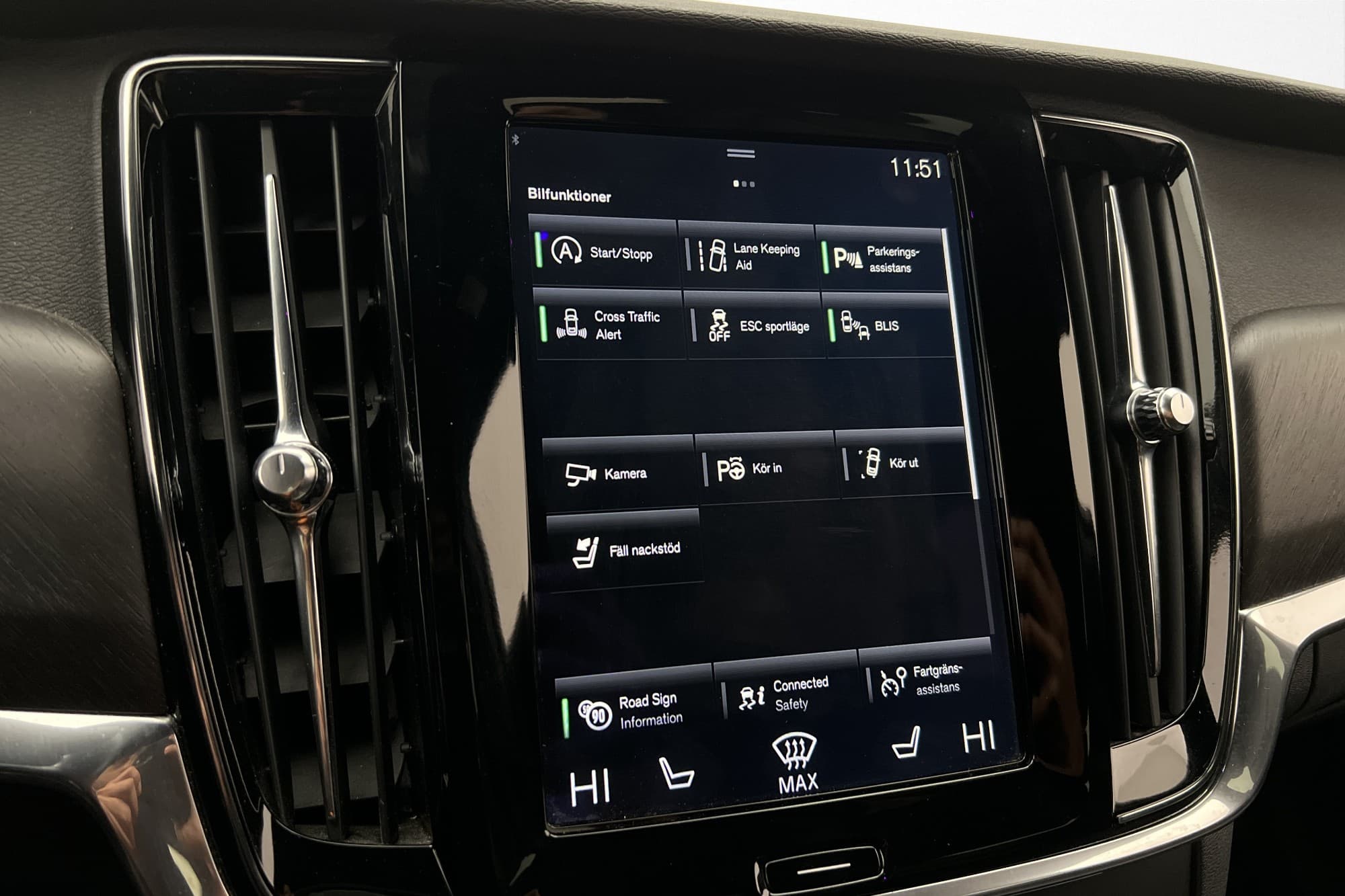 Volvo V90 Cross Country D4 AWD Pro Värmare Drag Kamera Navi