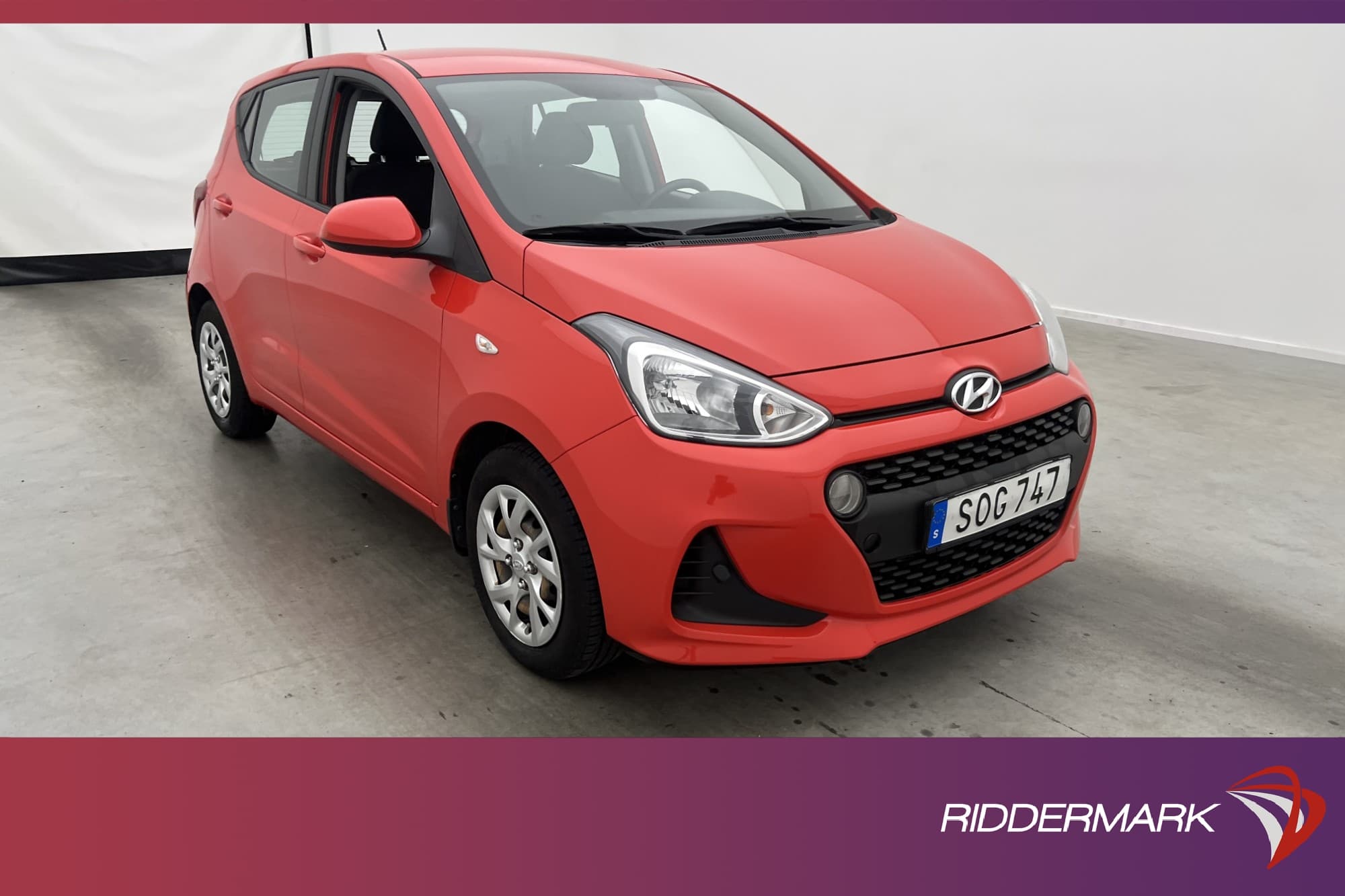 Hyundai i10 1.0 blue 67hk
