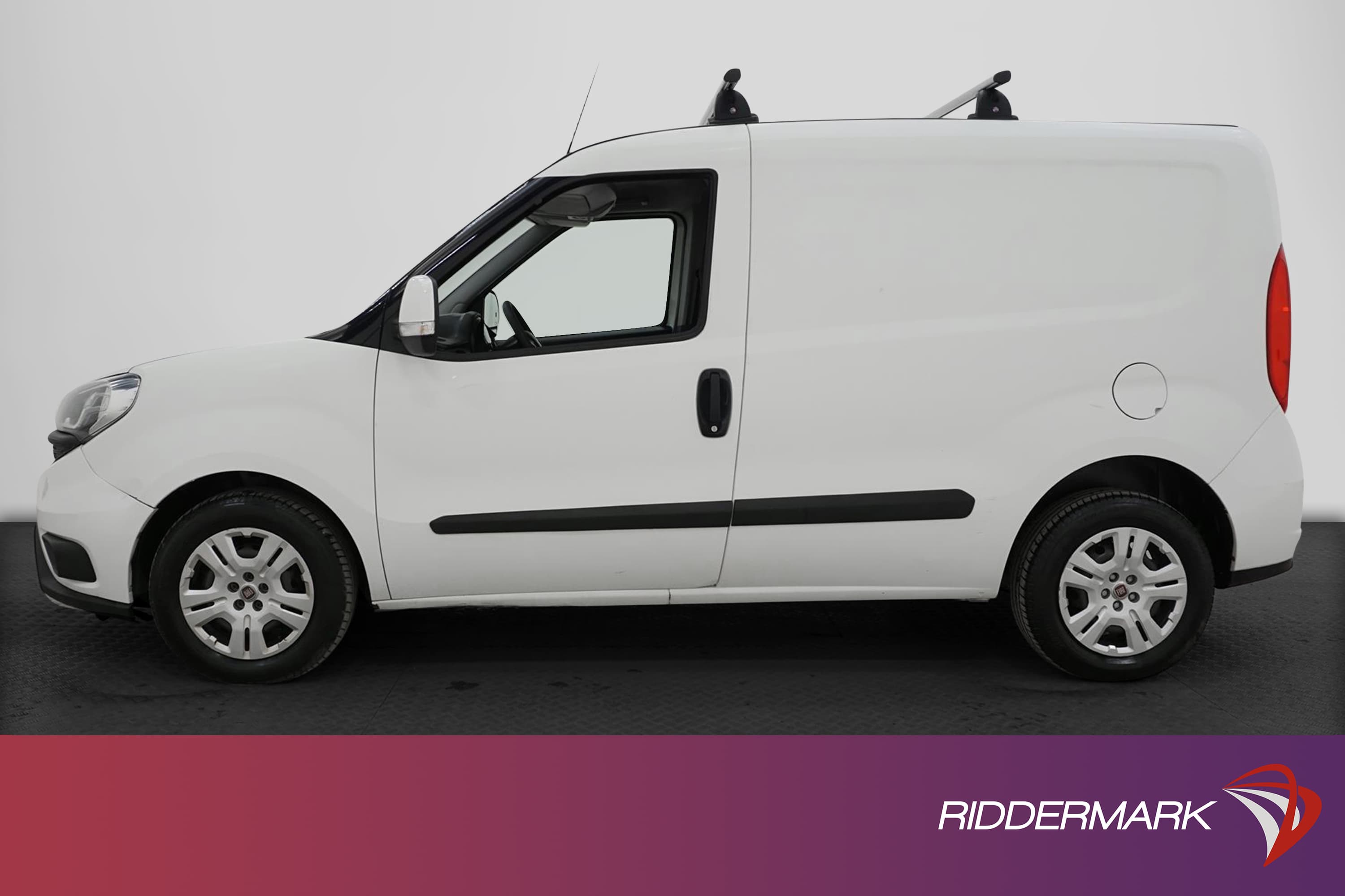 Fiat Doblo 1.3Multijet 3-sits  90hk Takräcke V-inredd