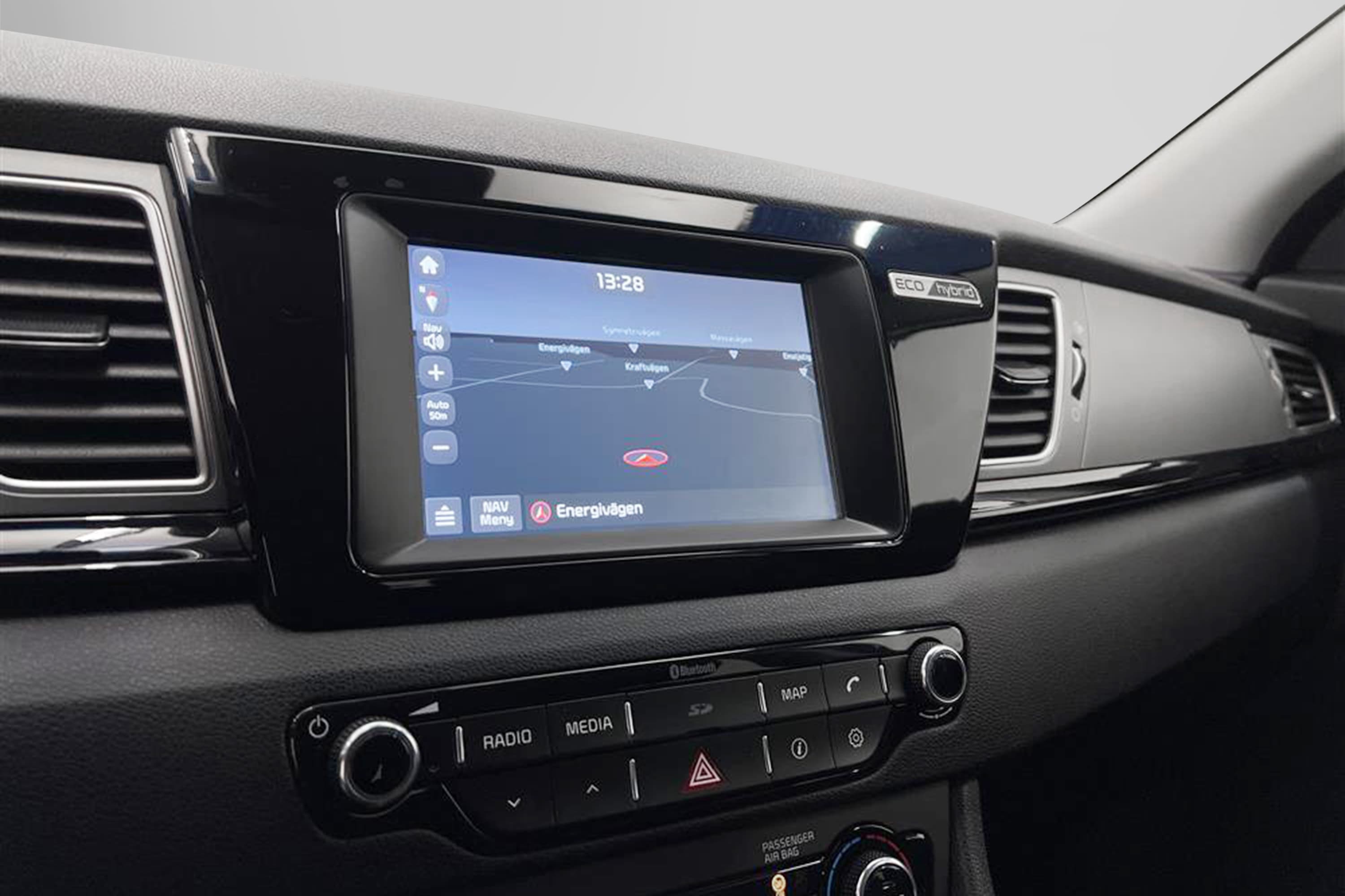 Kia Niro Hybrid 1.6 DCT Navi B-kam Välserv 0,38l/mil