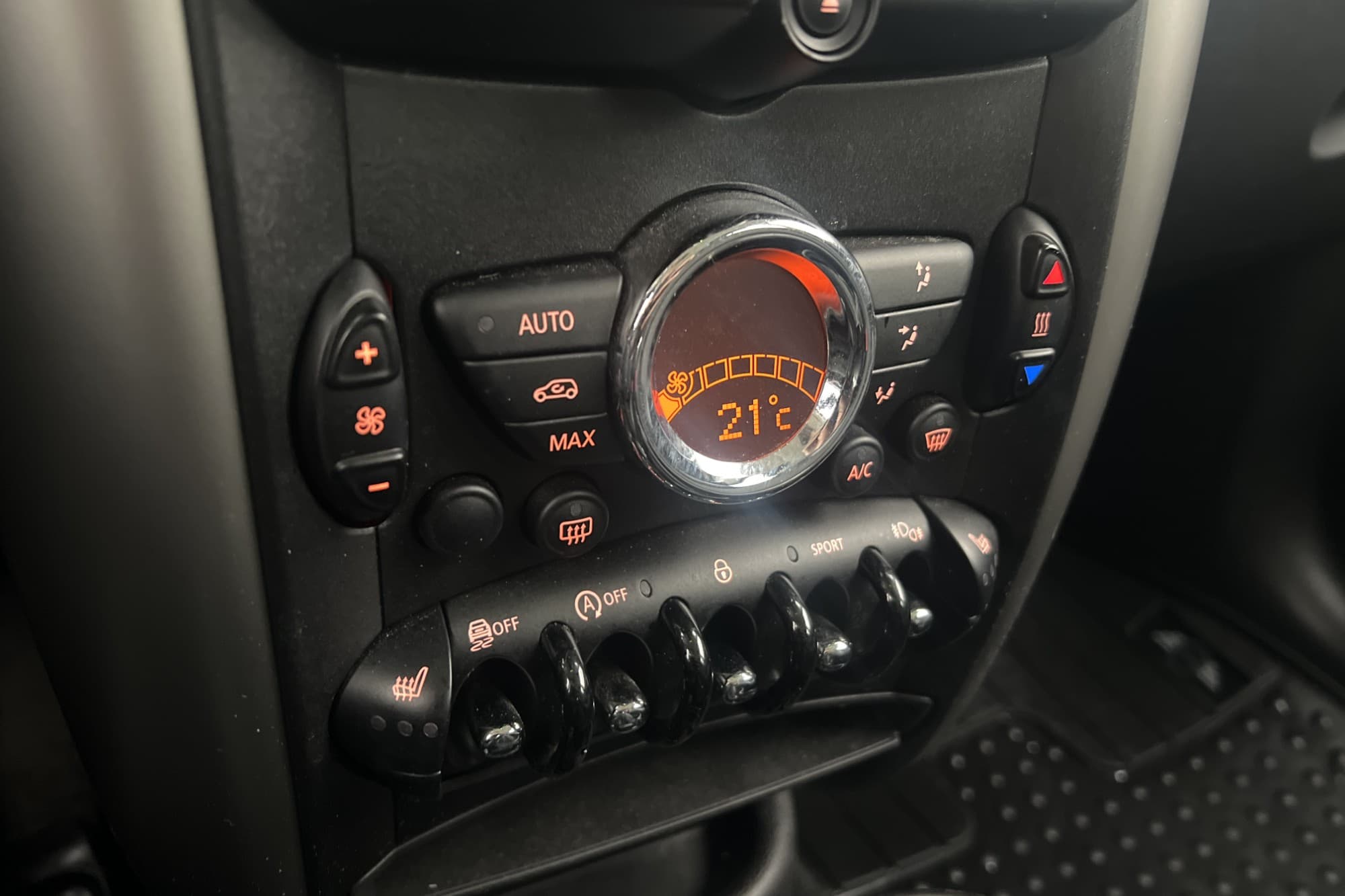 MINI Countryman Cooper ALL4 122hk Chili Halvskinn P-Sensorer