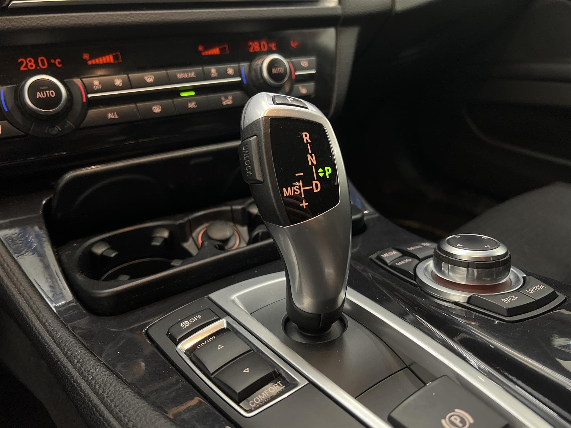 BMW 520d 184hk Touring  Värmare Nyservad PDC 0.45l/mil