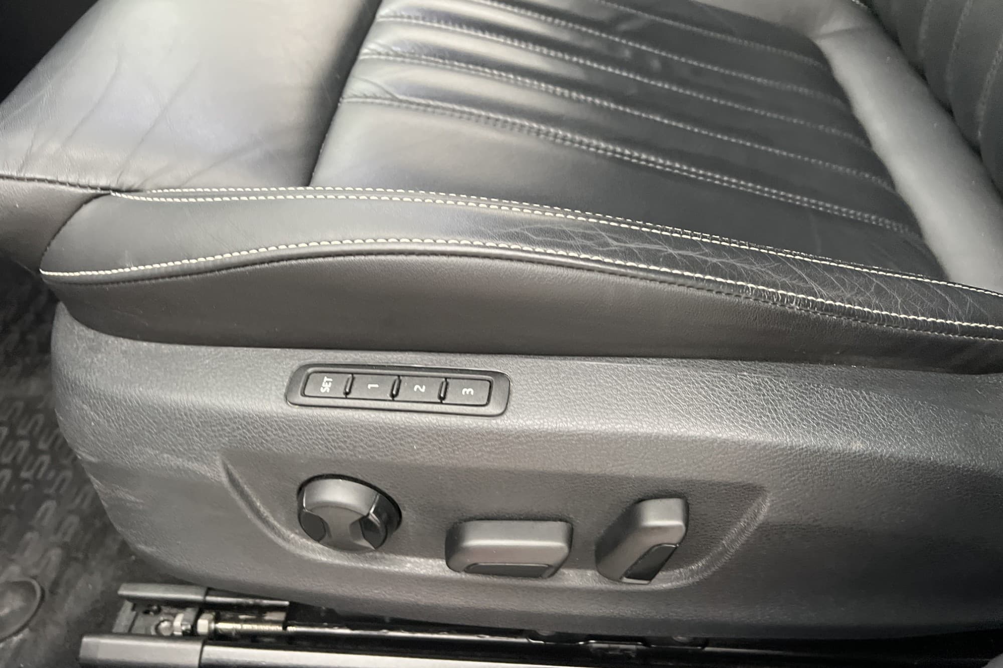 Skoda Superb iV Plug-In Business Värm Drag 0,15l/mil MOMS