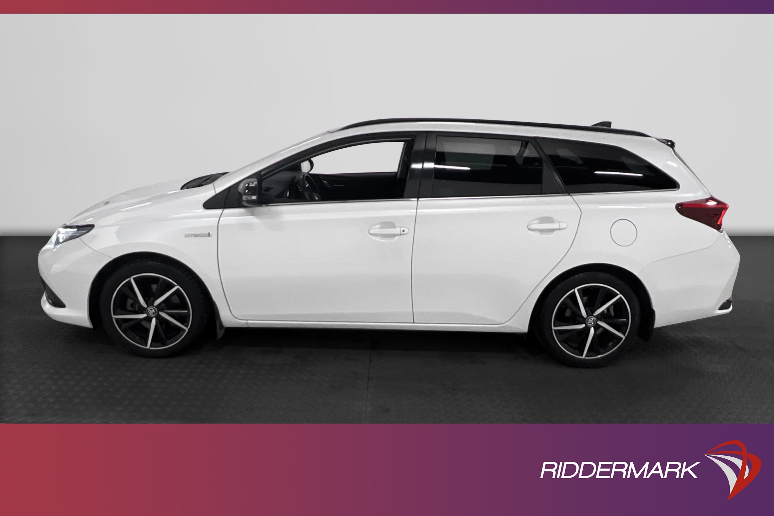 Toyota Auris Touring Sports