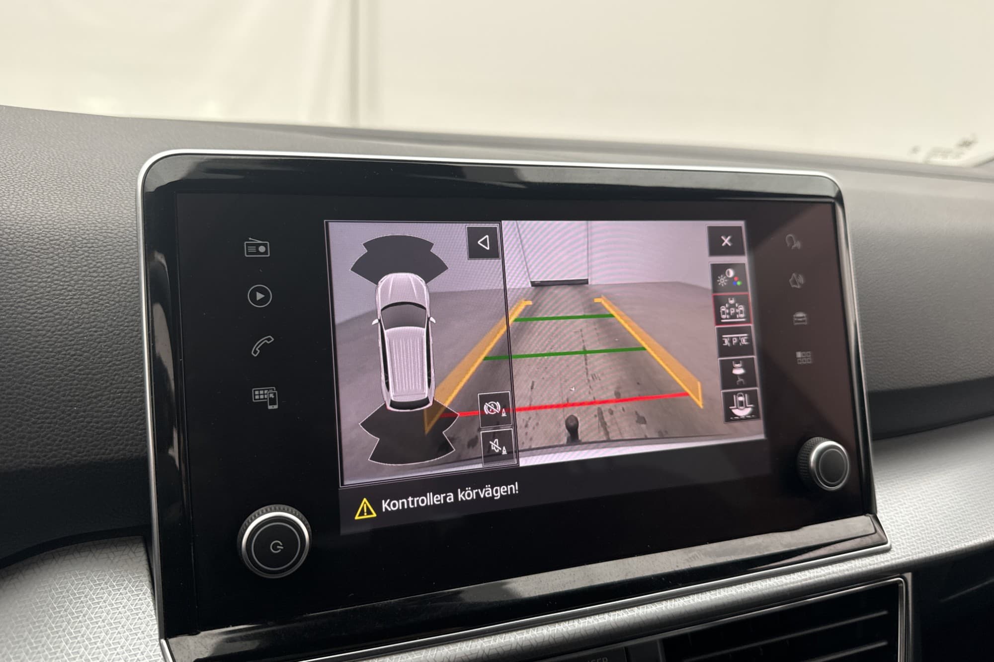 SEAT Tarraco 150hk Style Cockpit Värmare CarPlay Kamera Drag