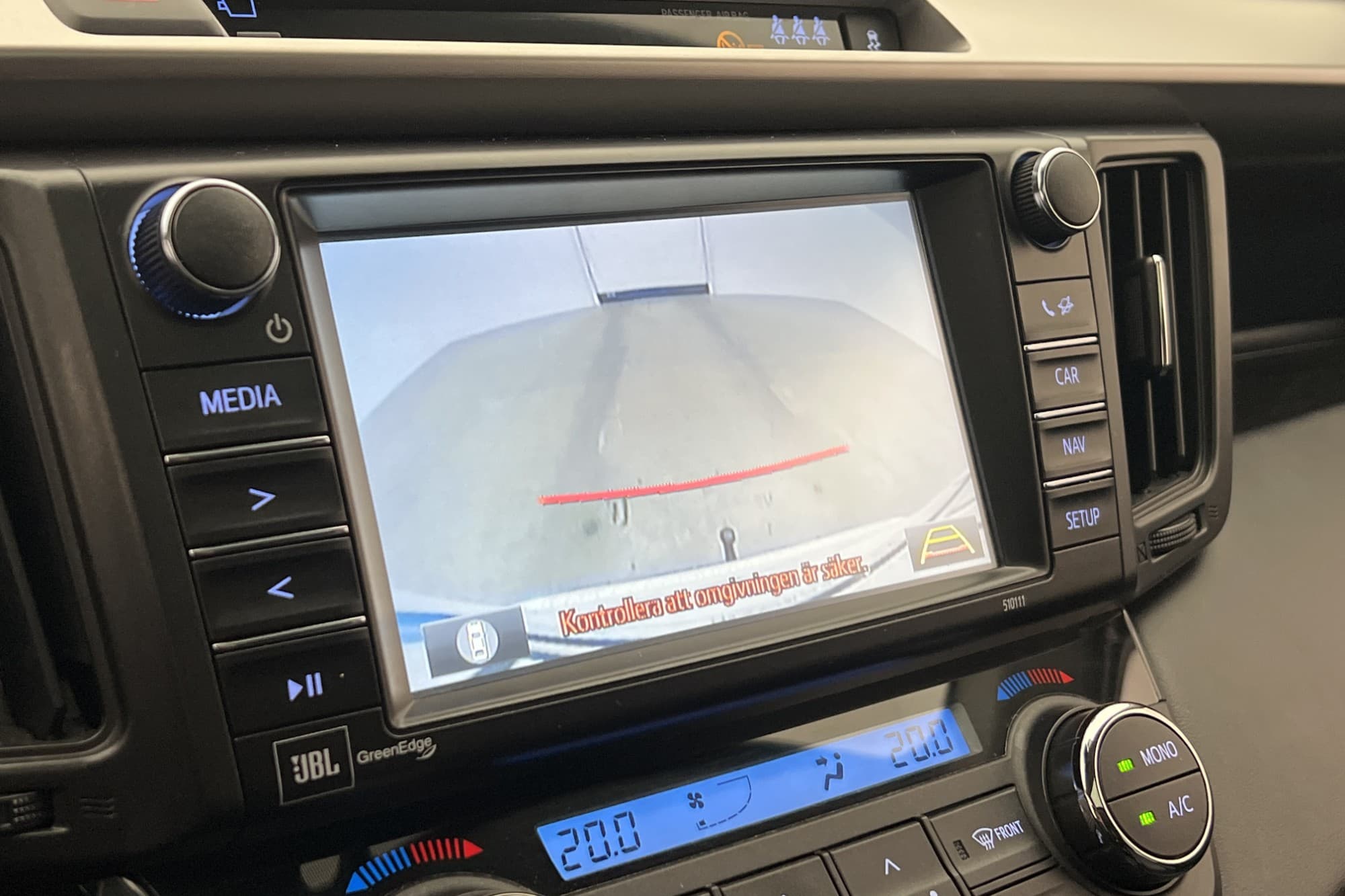 Toyota RAV4 Hybrid AWD 197hk Executive Taklucka Kamera Drag