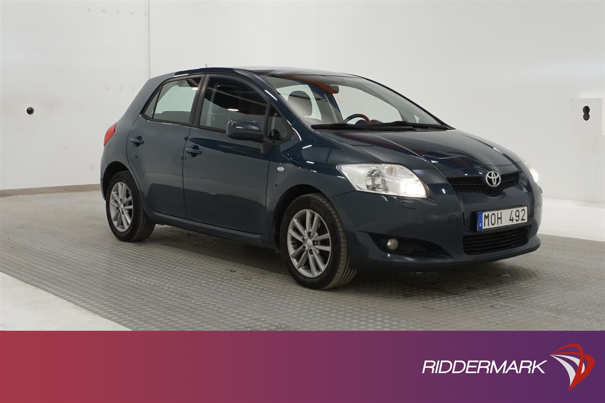 Toyota Auris 1.6 124hk