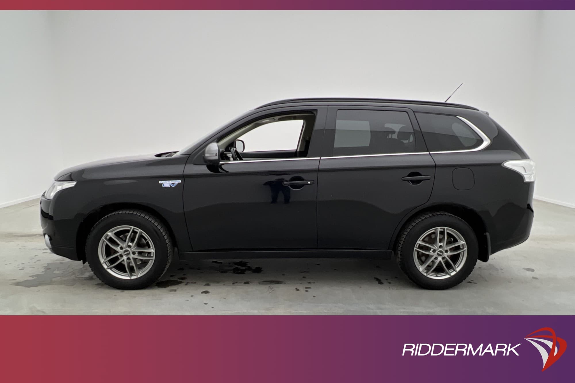 Mitsubishi Outlander PHEV 4WD