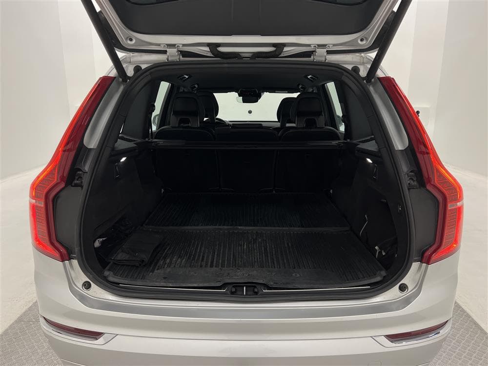 Volvo XC90 D5  AWD Inscription VOC Värmare Kamera Drag Naviinteriör