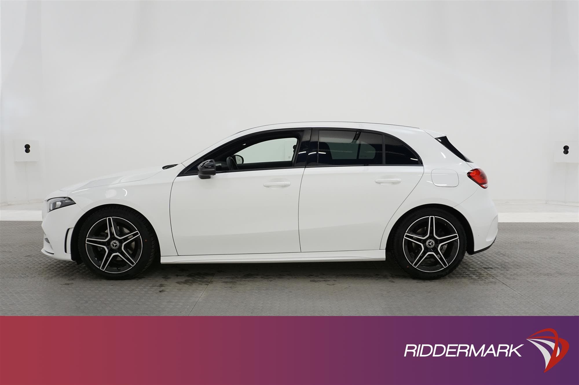 Mercedes-Benz A 180 7G-DCT 136 hk