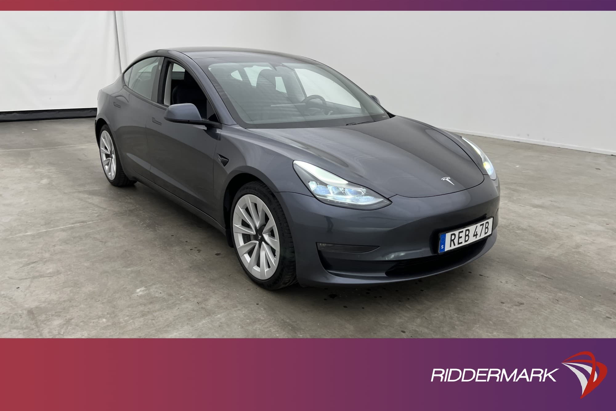 Tesla Model 3 Long Range AWD