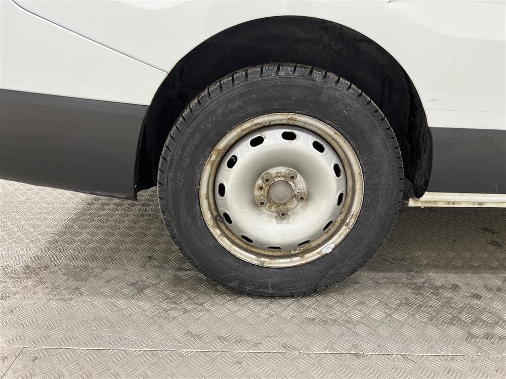Nissan NV300 1.6 dCi 120hk Eu6 Lång Värmare Moms 