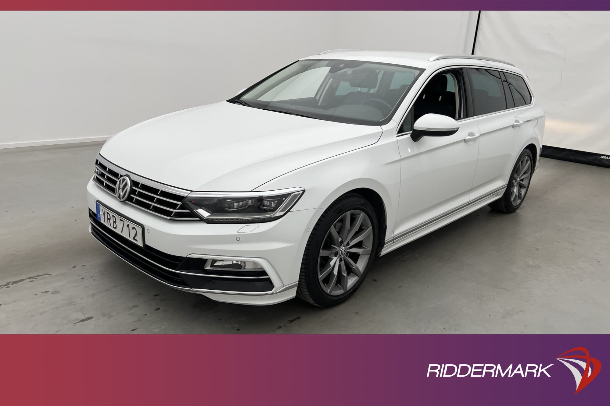 Volkswagen Passat TDI 190hk R-Line Cockpit D-Värmare Drag