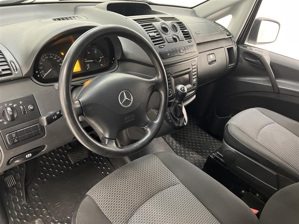 Mercedes Vito 113 CDI Aut 136hk 4Matic Lång Drag Värmare interiör