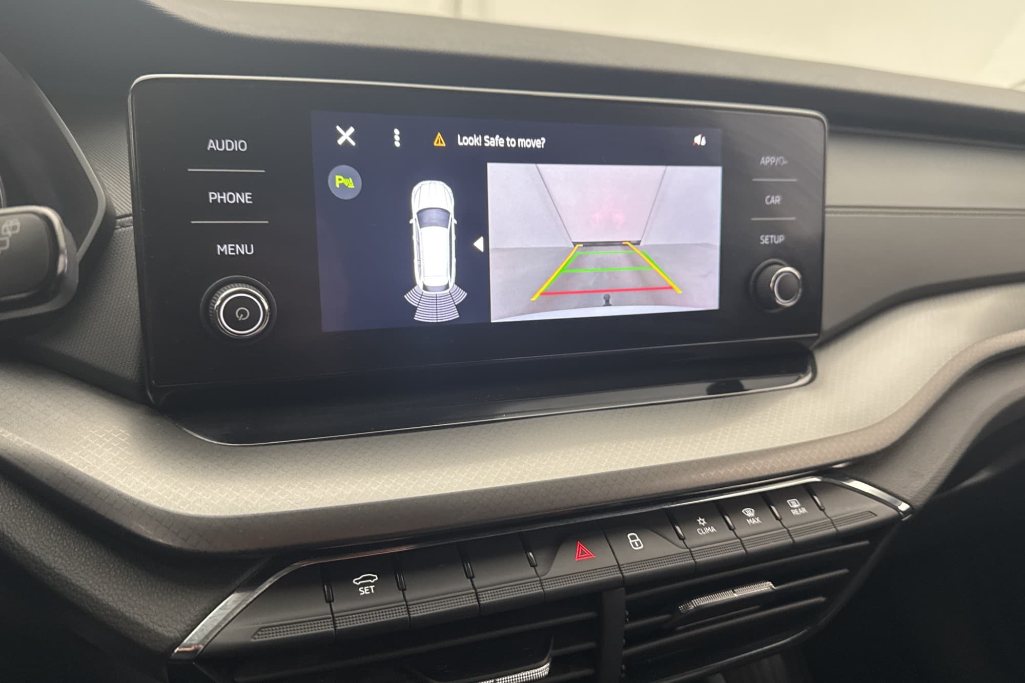 Skoda Octavia Kombi TDI 116hk Värmare Kamera Dragkrok MOMS