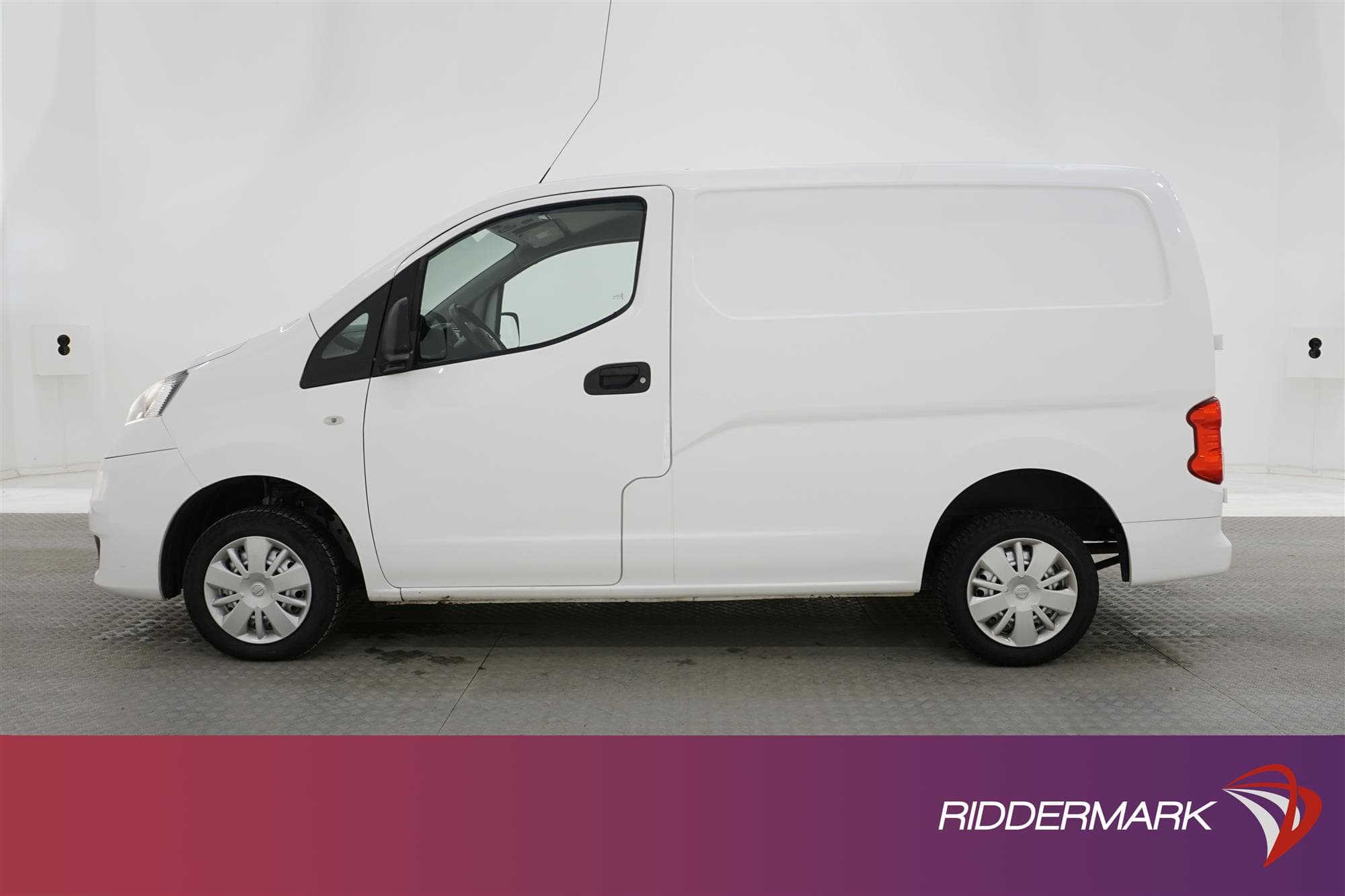 Nissan NV200 1.5dCi 110hk Eu6 Dragkrok Moms