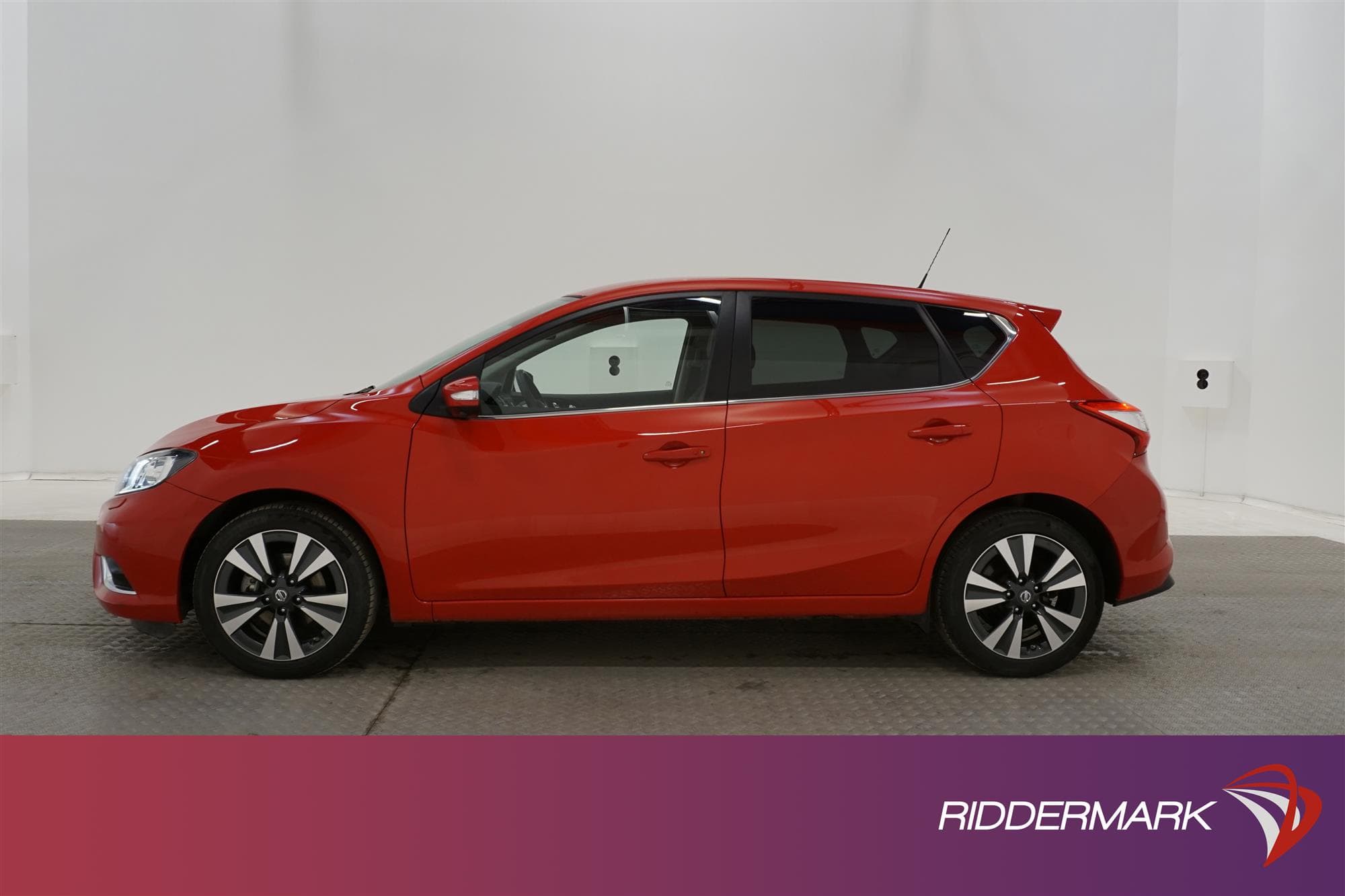 Nissan Pulsar 1.2  115hk