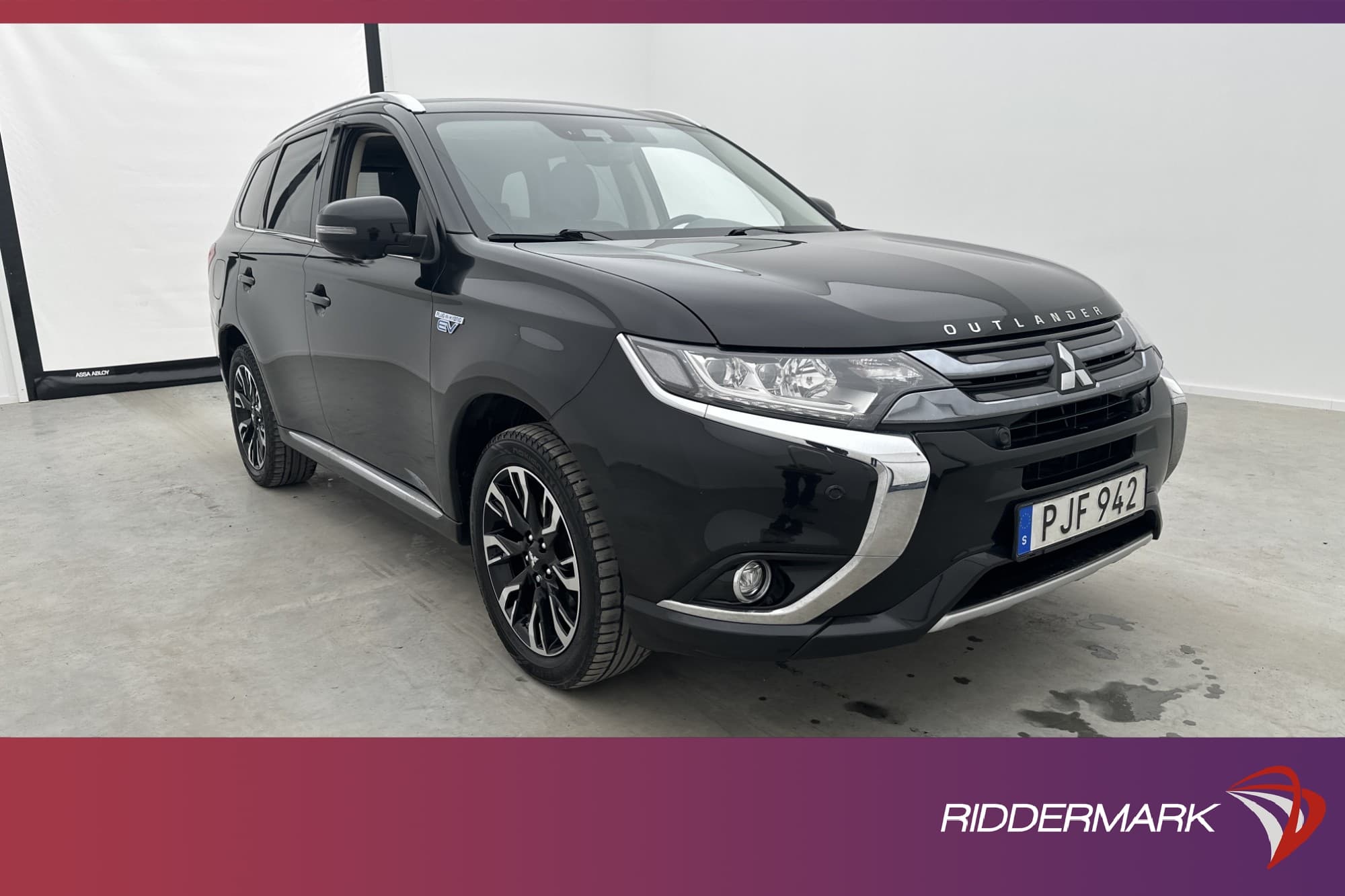 Mitsubishi Outlander P-HEV 4WD