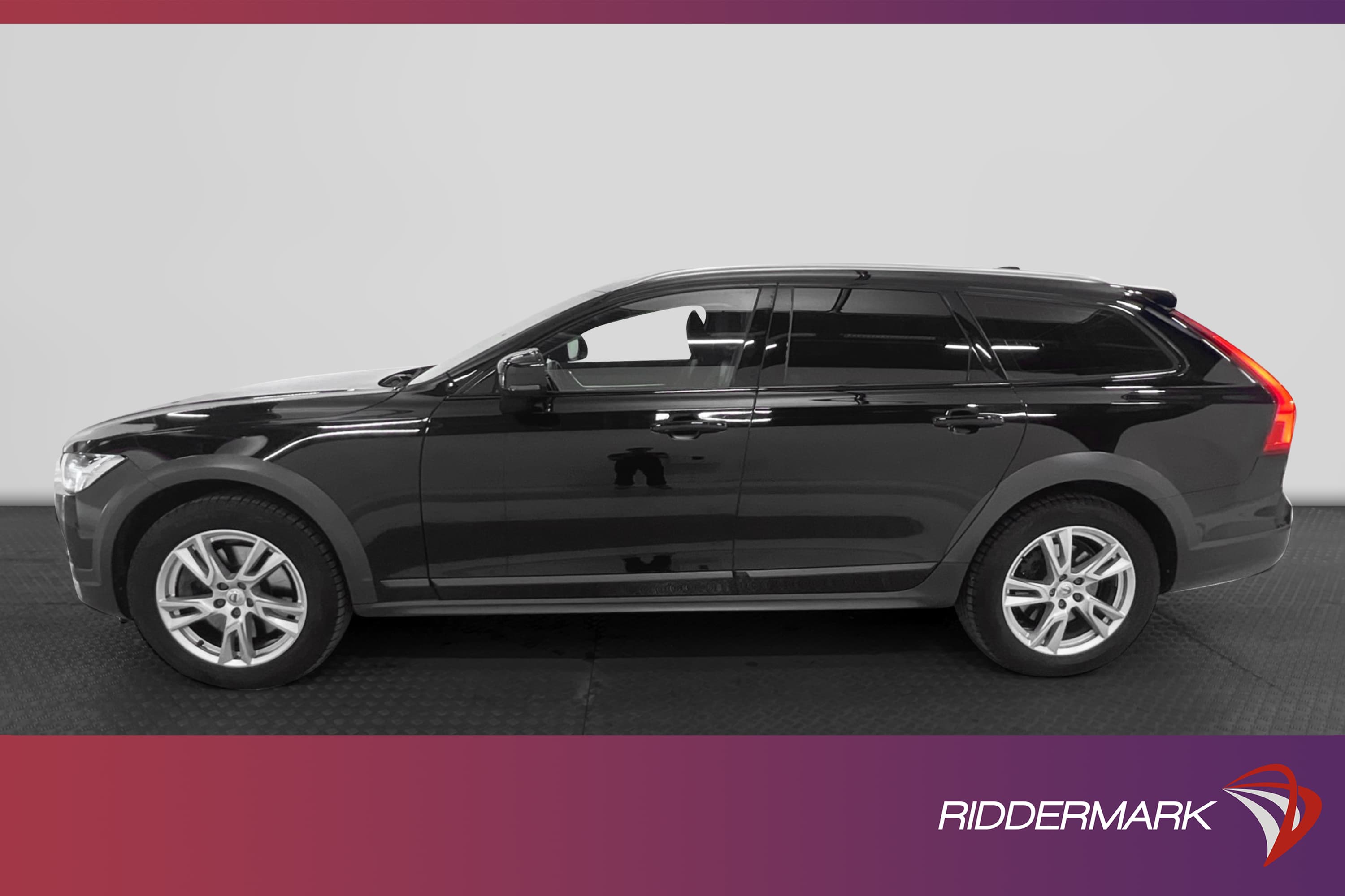 Volvo V90 Cross Country D4 AWD