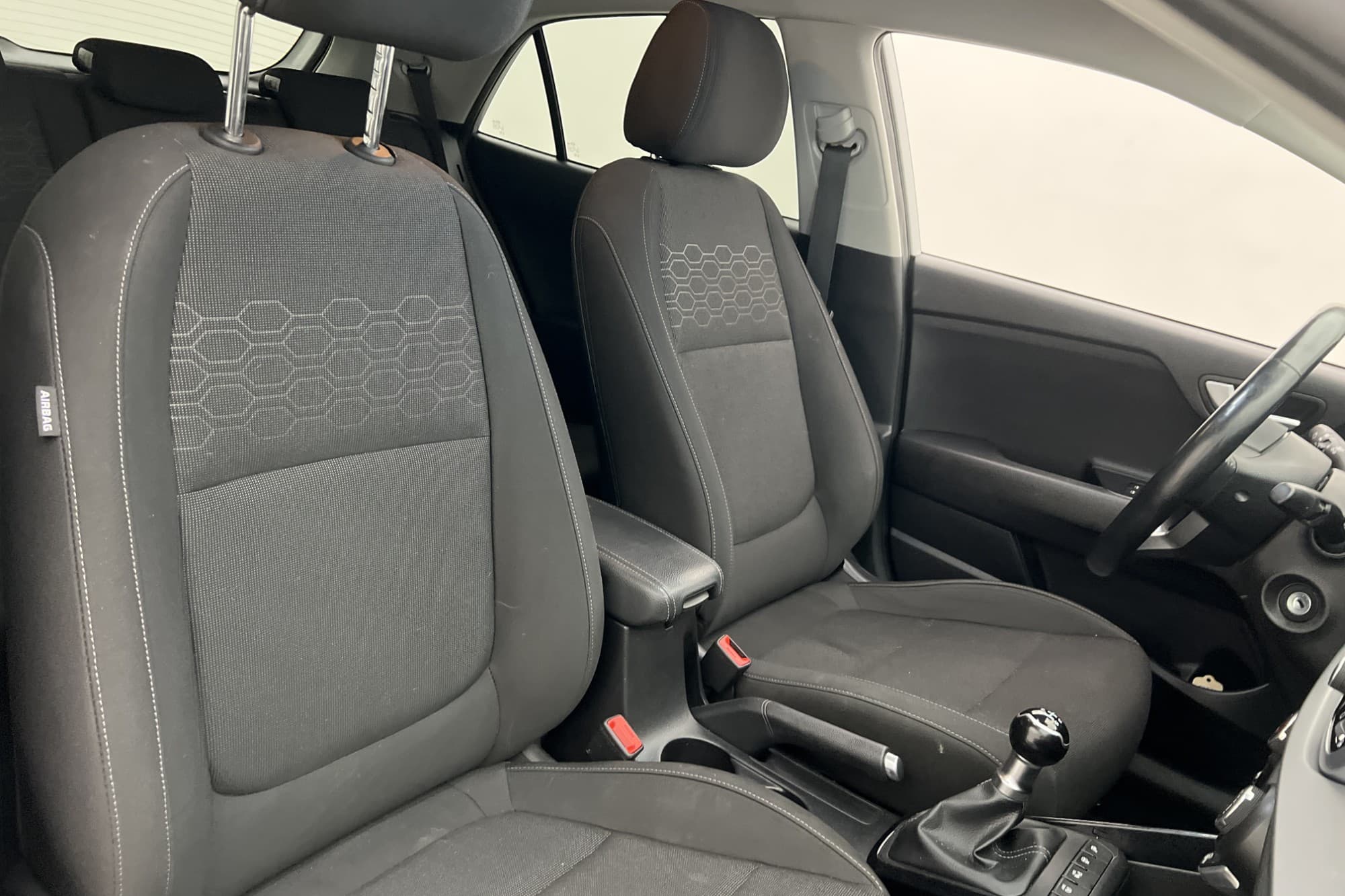 Kia Rio 84hk Advance Plus M&K-Värm Kamera CarPlay Rattvärme
