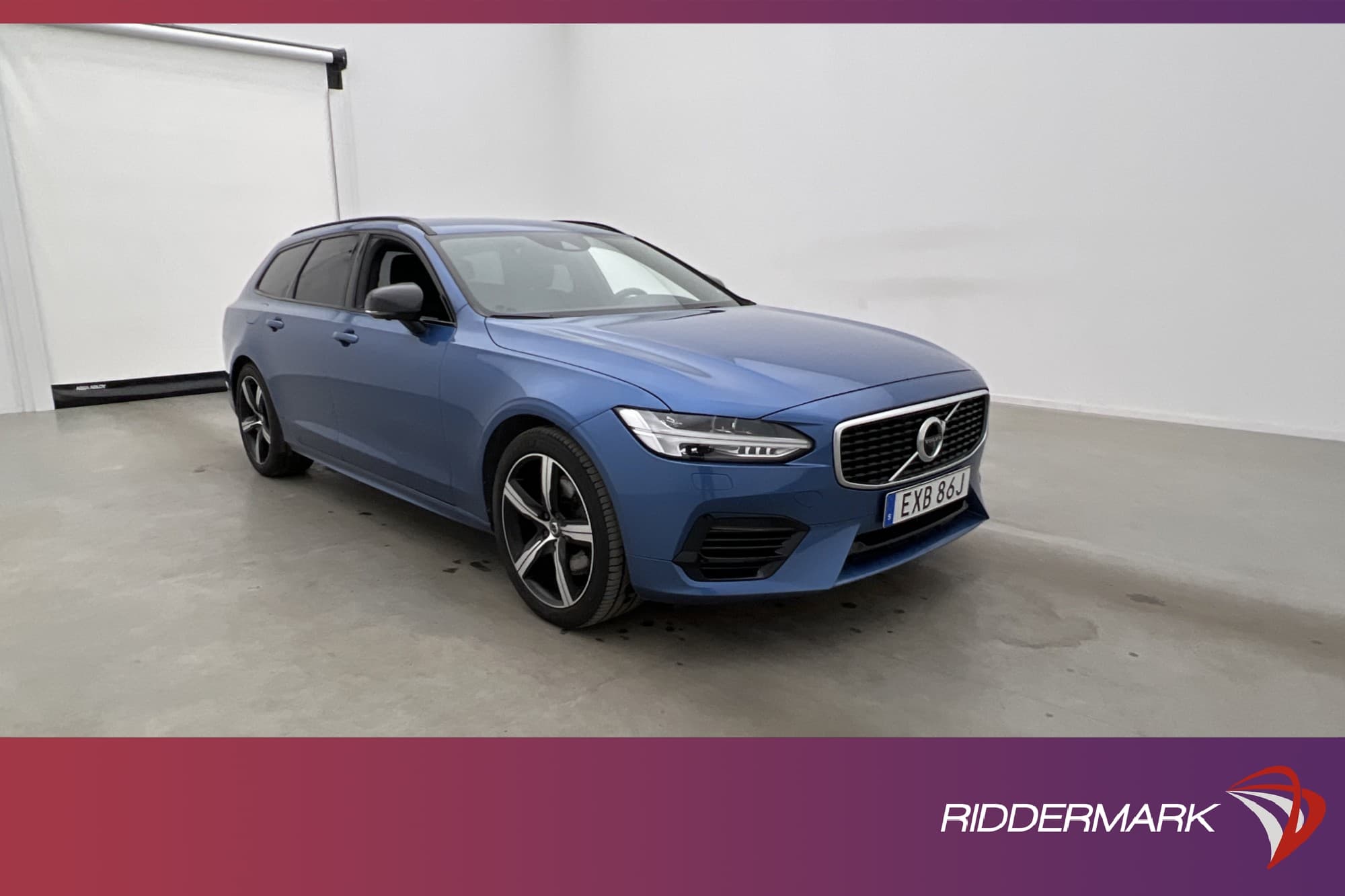 Volvo V90 Recharge T8 AWD
