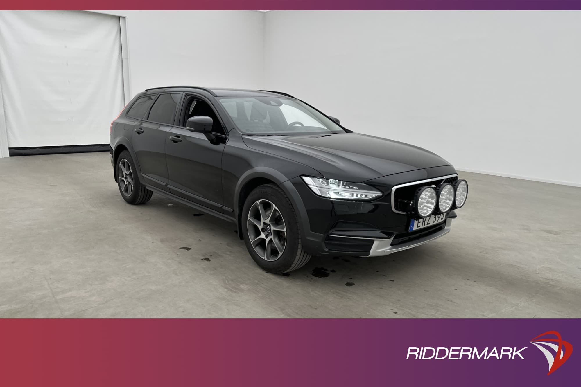 Volvo V90 Cross Country D4 AWD
