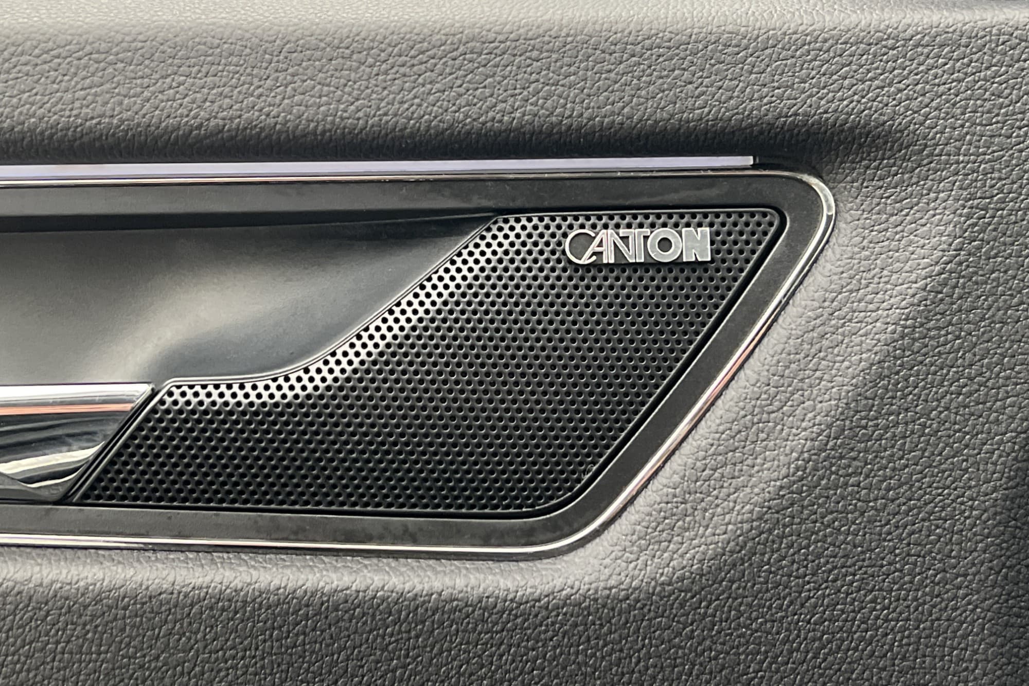 Skoda Kodiaq 4x4 200hk Business Värmare Canton Drag Kamera