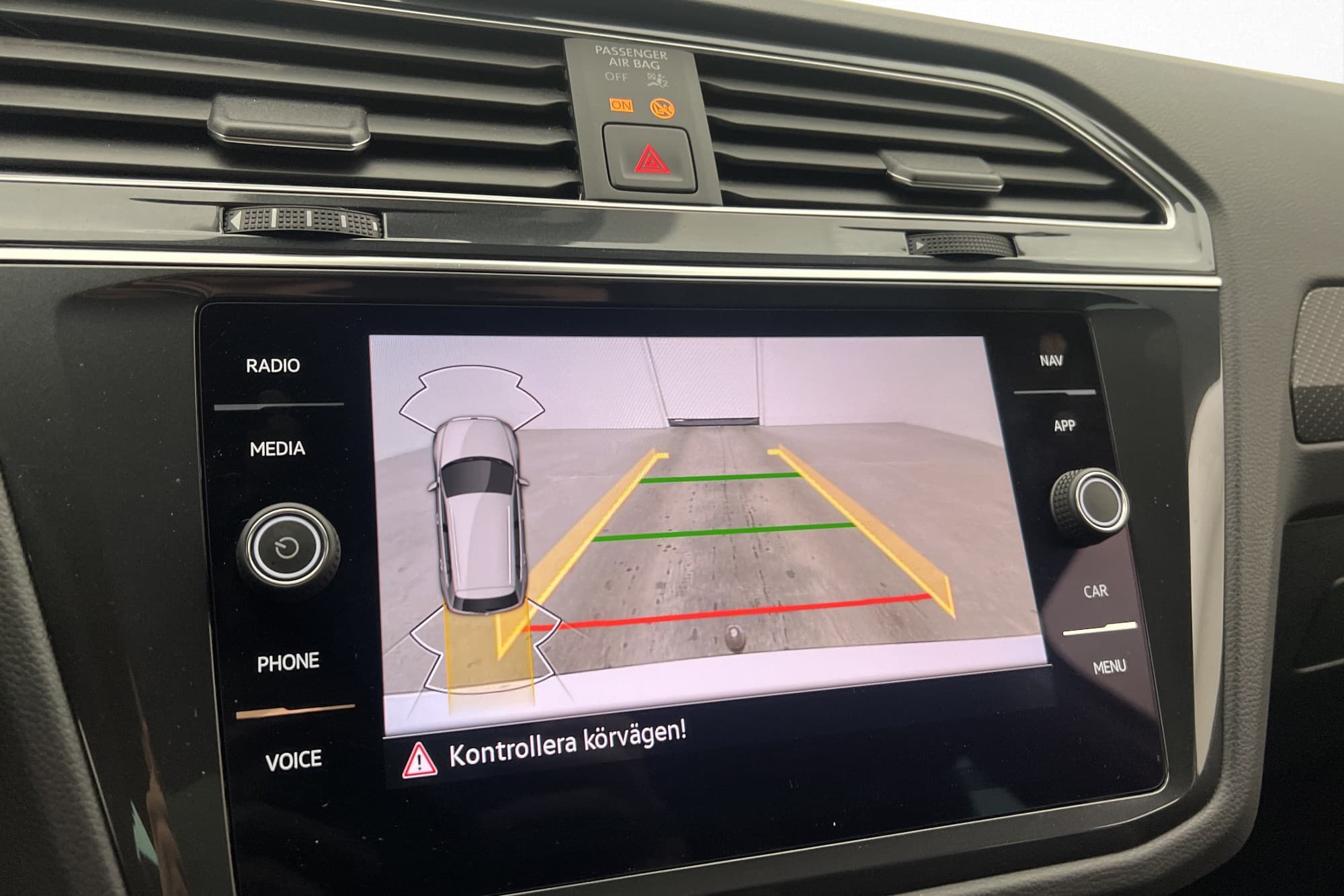 Volkswagen Tiguan TSI 4M 190hk R-Line Värm Cockpit Drag MOMS