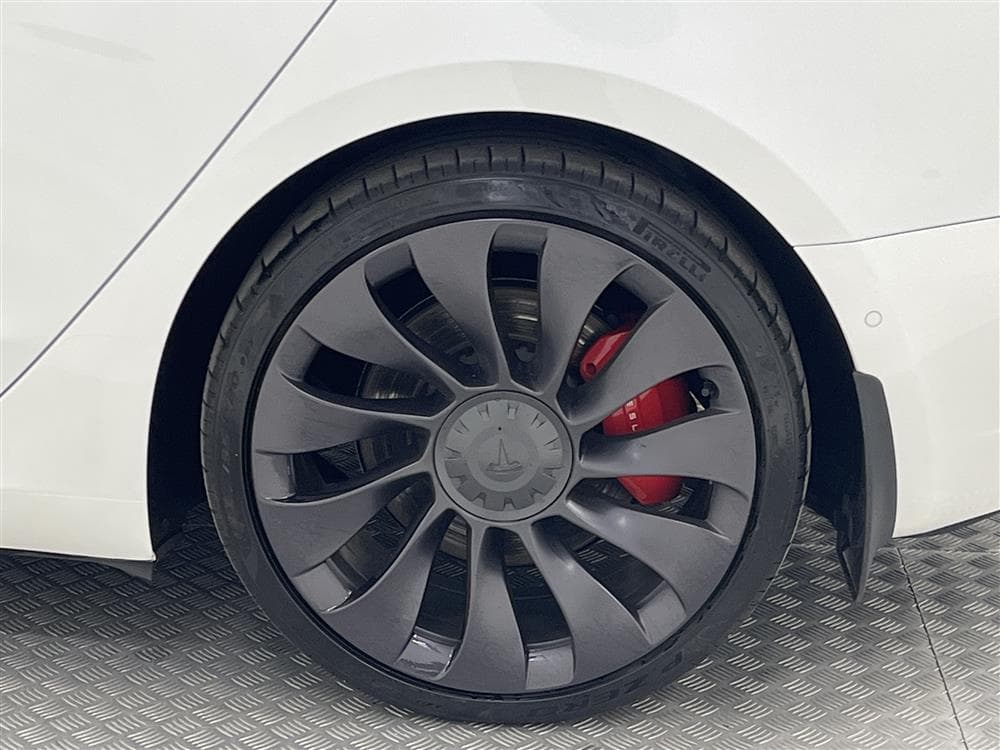 Tesla Model 3 Performance AWD Svensksåld Premiuminteriör