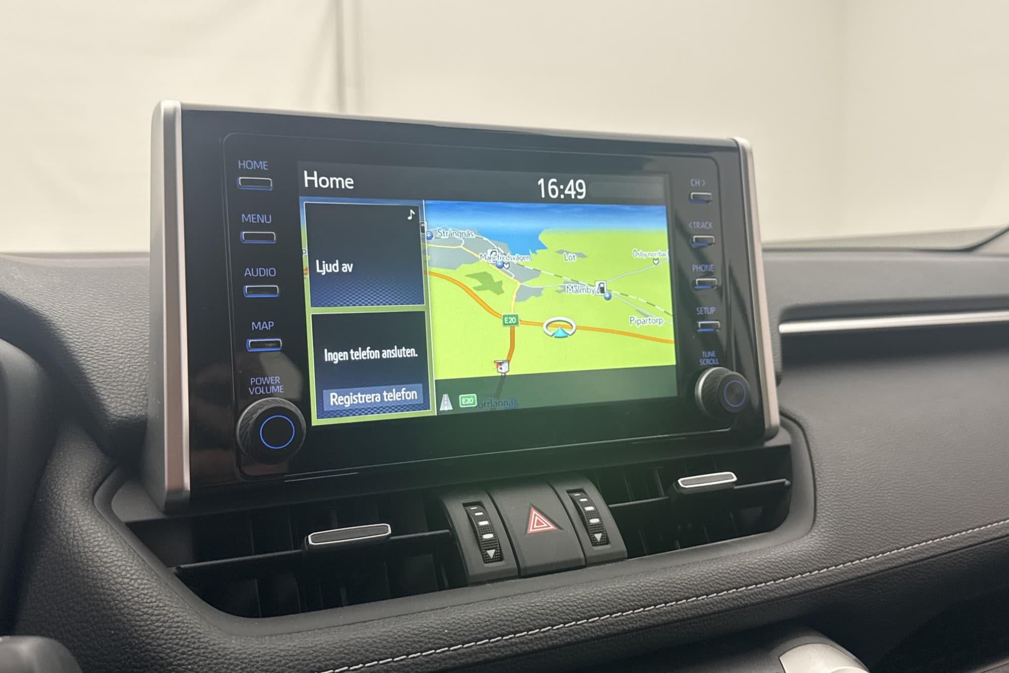 Toyota RAV4 Hybrid AWD Active M&K Värmare Kamera Navigation