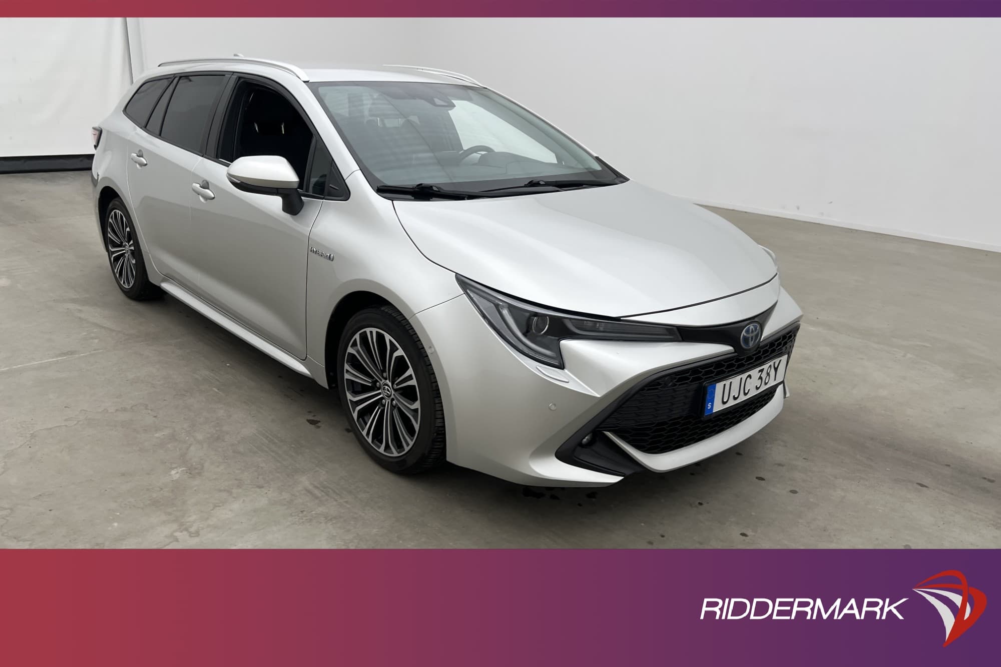 Toyota Corolla Touring Hybrid 184hk Style Kamera Rattvärme