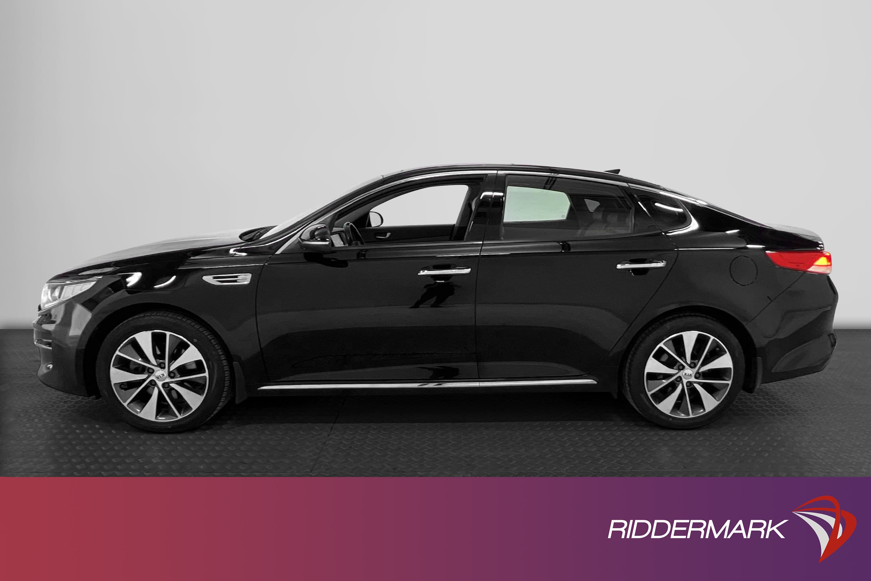 Kia Optima 1.7 VGT 141hk