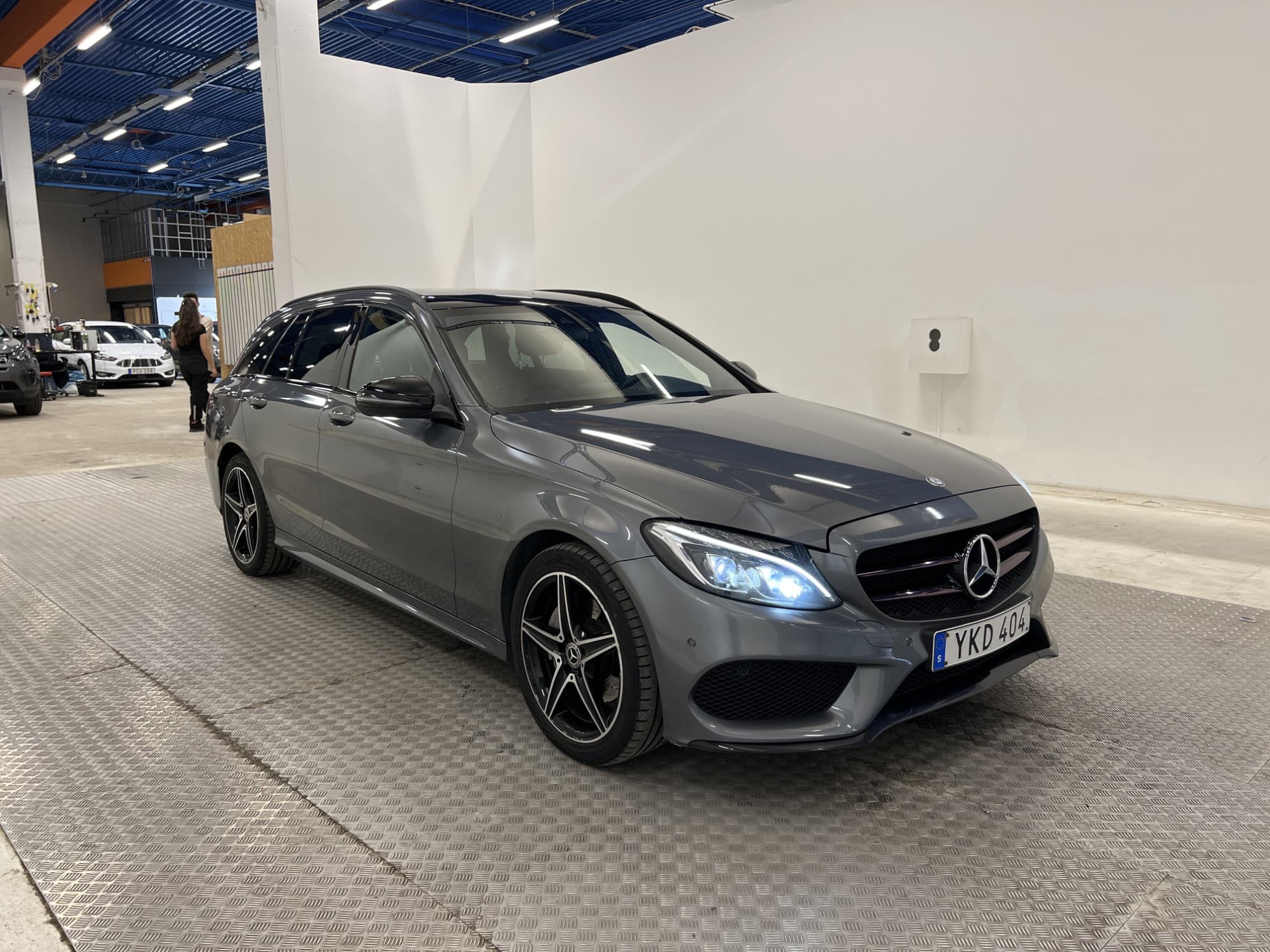 Mercedes-Benz C 220 T d 4M 170hk